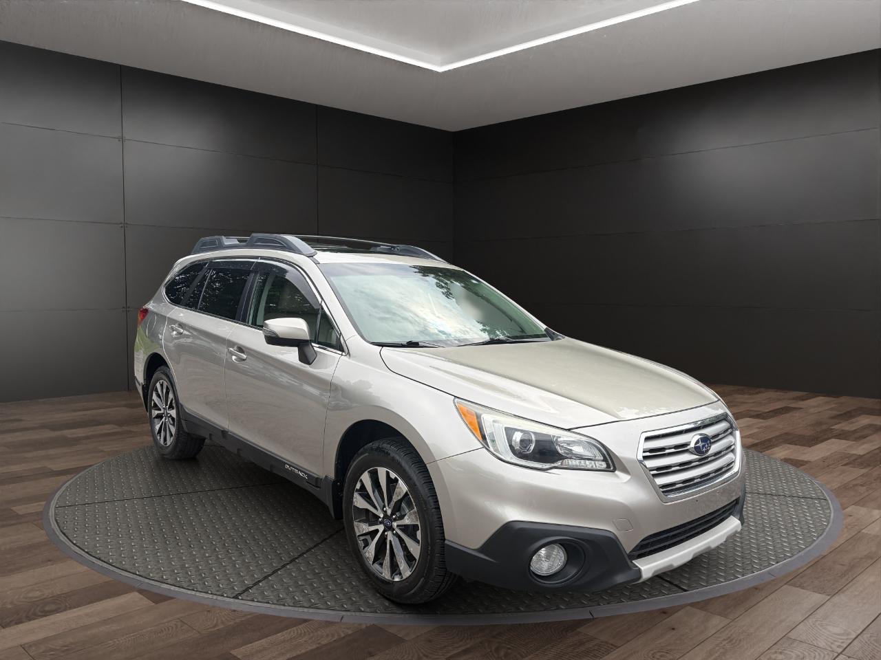 Subaru Outback 4dr Wgn 2.5i Limited PZEV 2015
