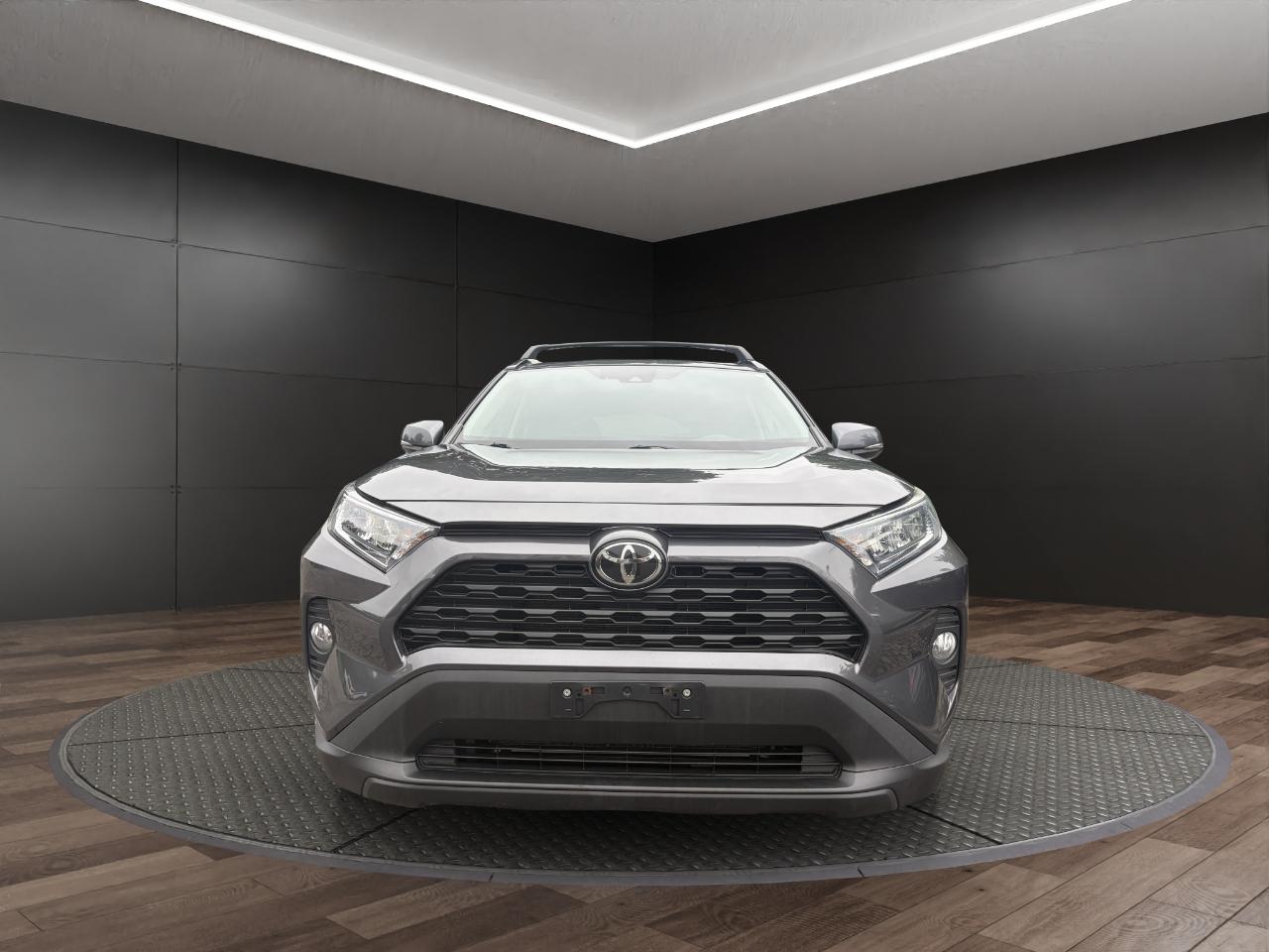 Toyota RAV4 XLE AWD (Natl) 2020