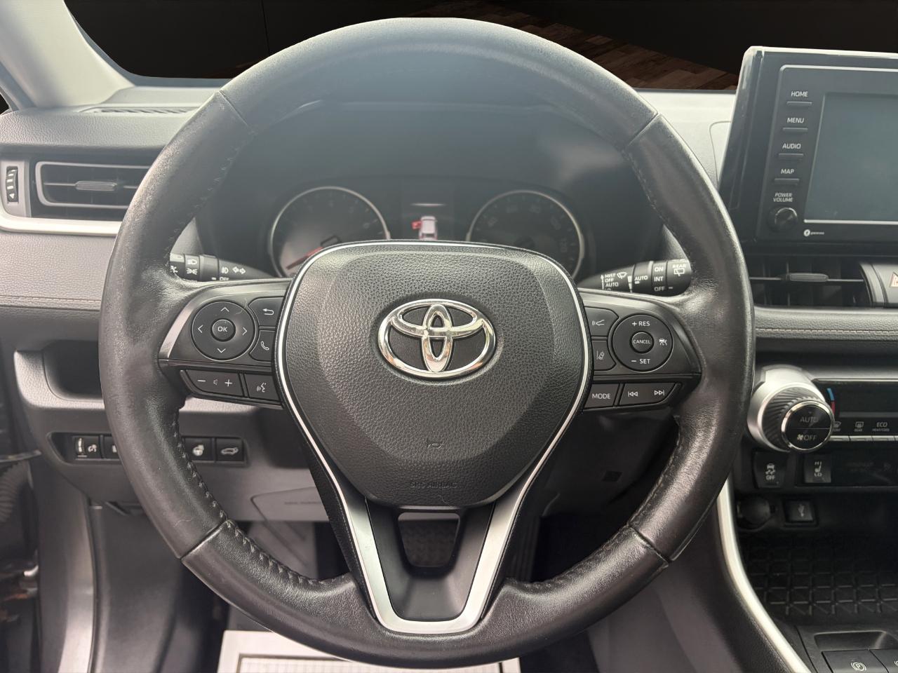 Toyota RAV4 XLE AWD (Natl) 2020