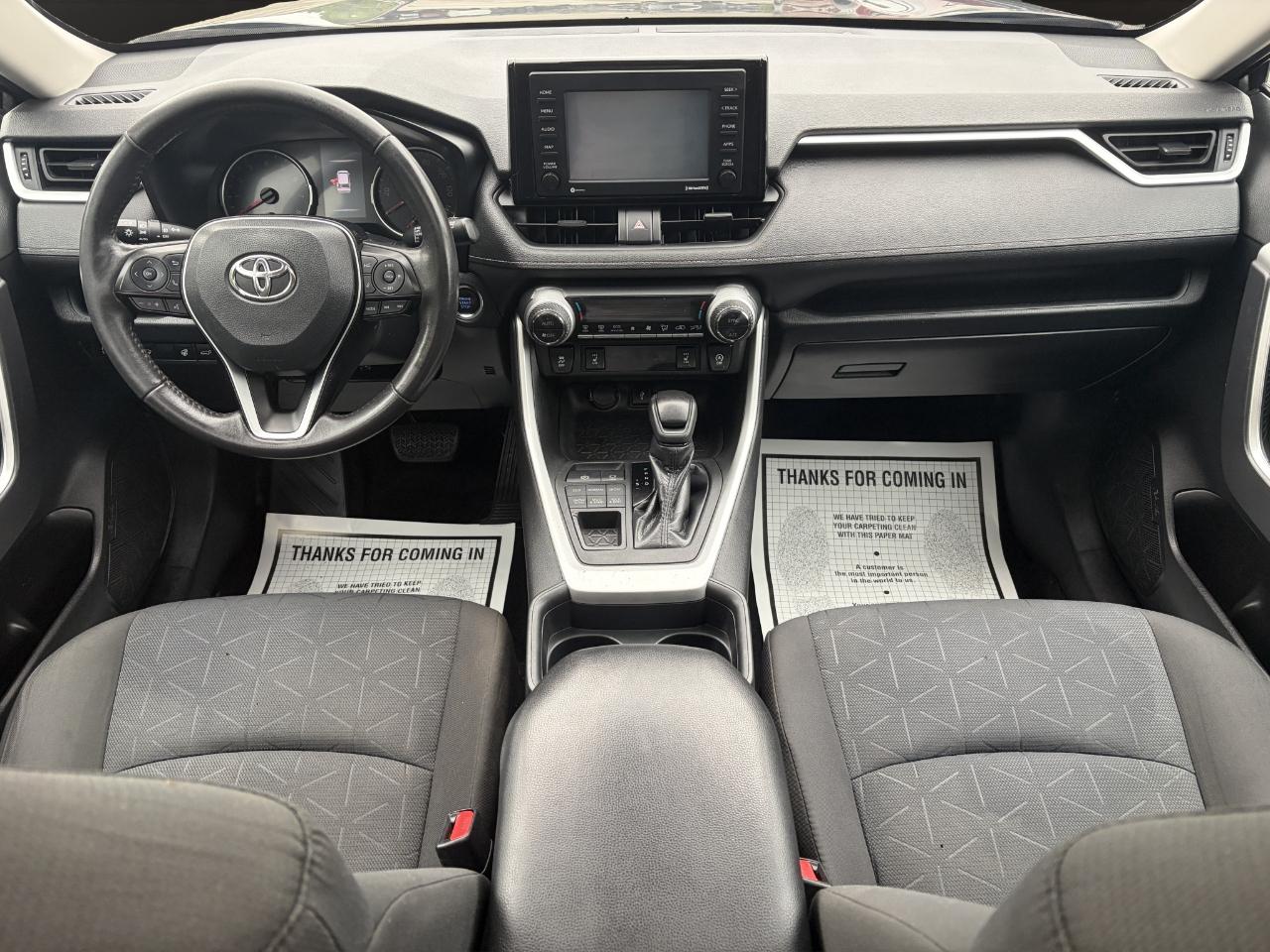 Toyota RAV4 XLE AWD (Natl) 2020