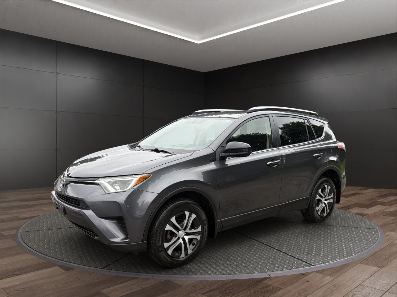 Toyota RAV4 AWD 4dr LE (Natl) 2016