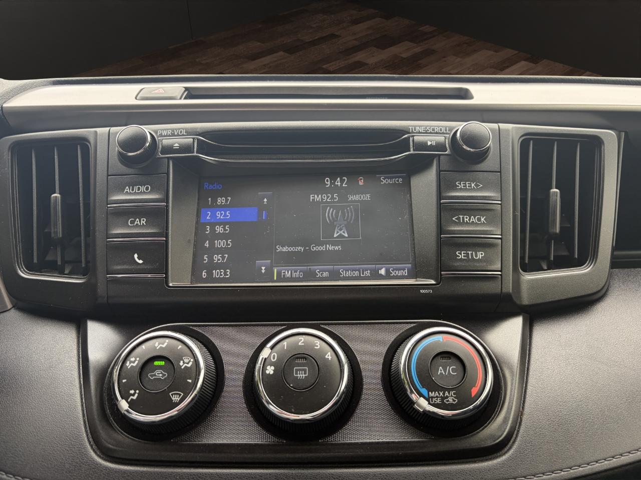 Toyota RAV4 AWD 4dr LE (Natl) 2016