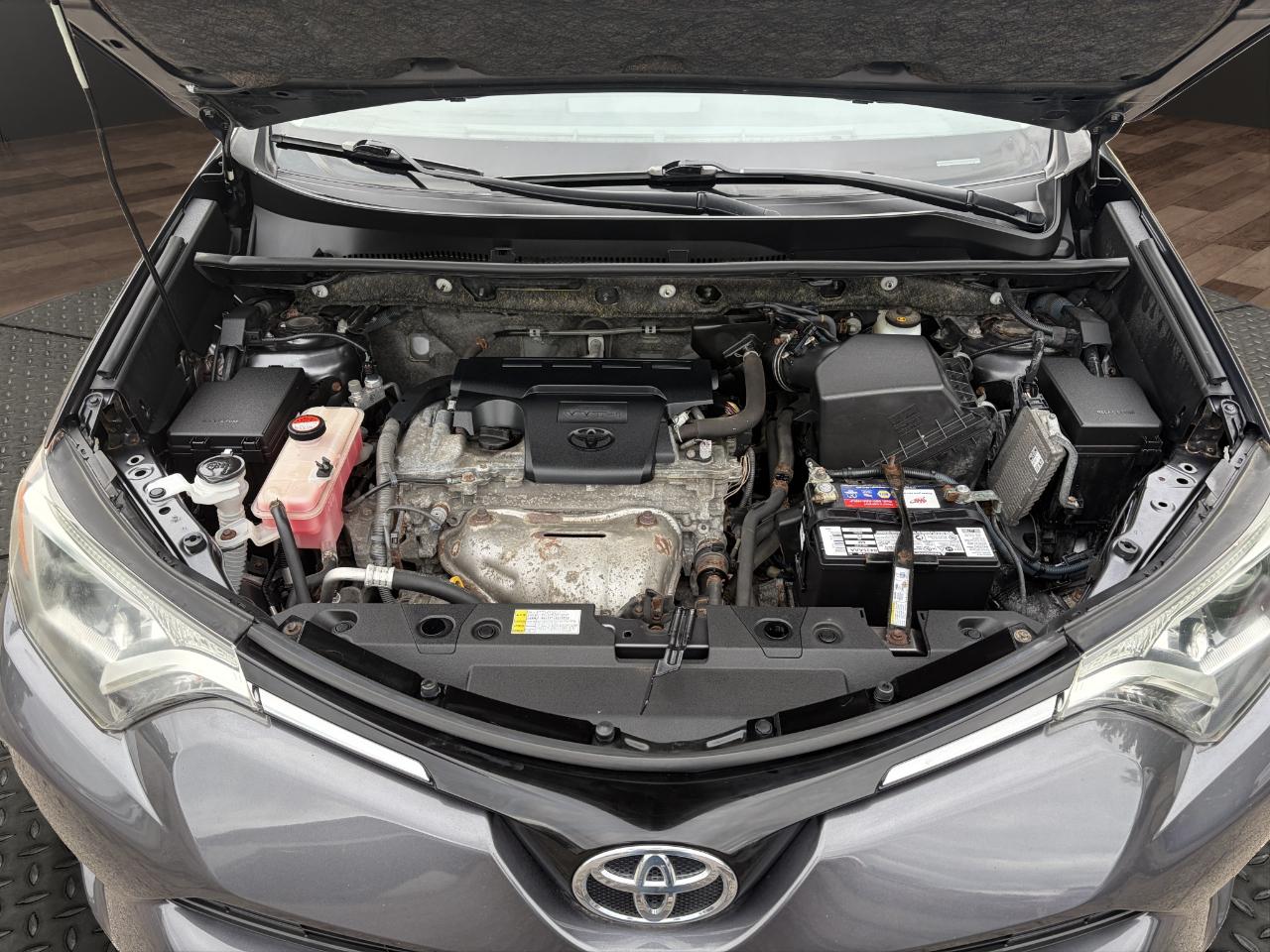 Toyota RAV4 AWD 4dr LE (Natl) 2016