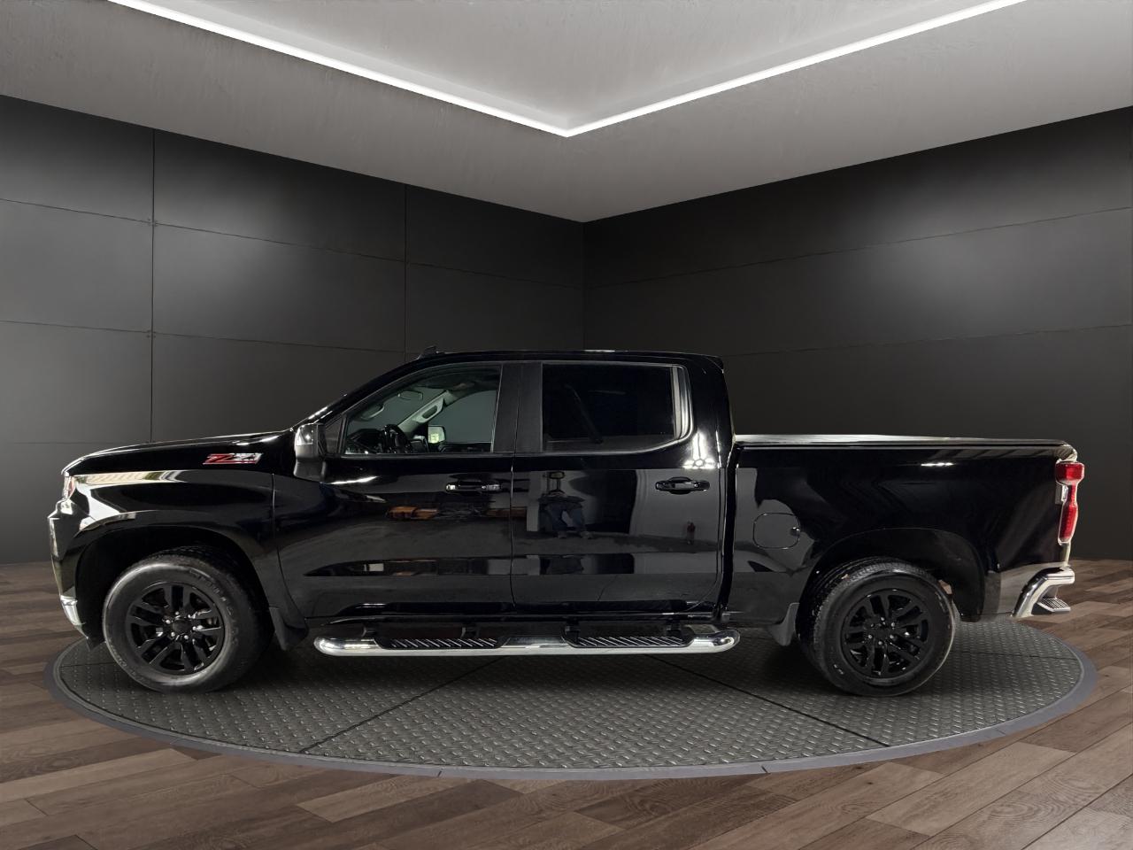 Chevrolet Silverado 1500 4WD Crew Cab 147" LT 2019