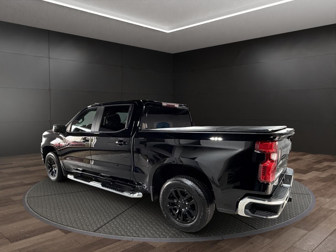 Chevrolet Silverado 1500 4WD Crew Cab 147" LT 2019