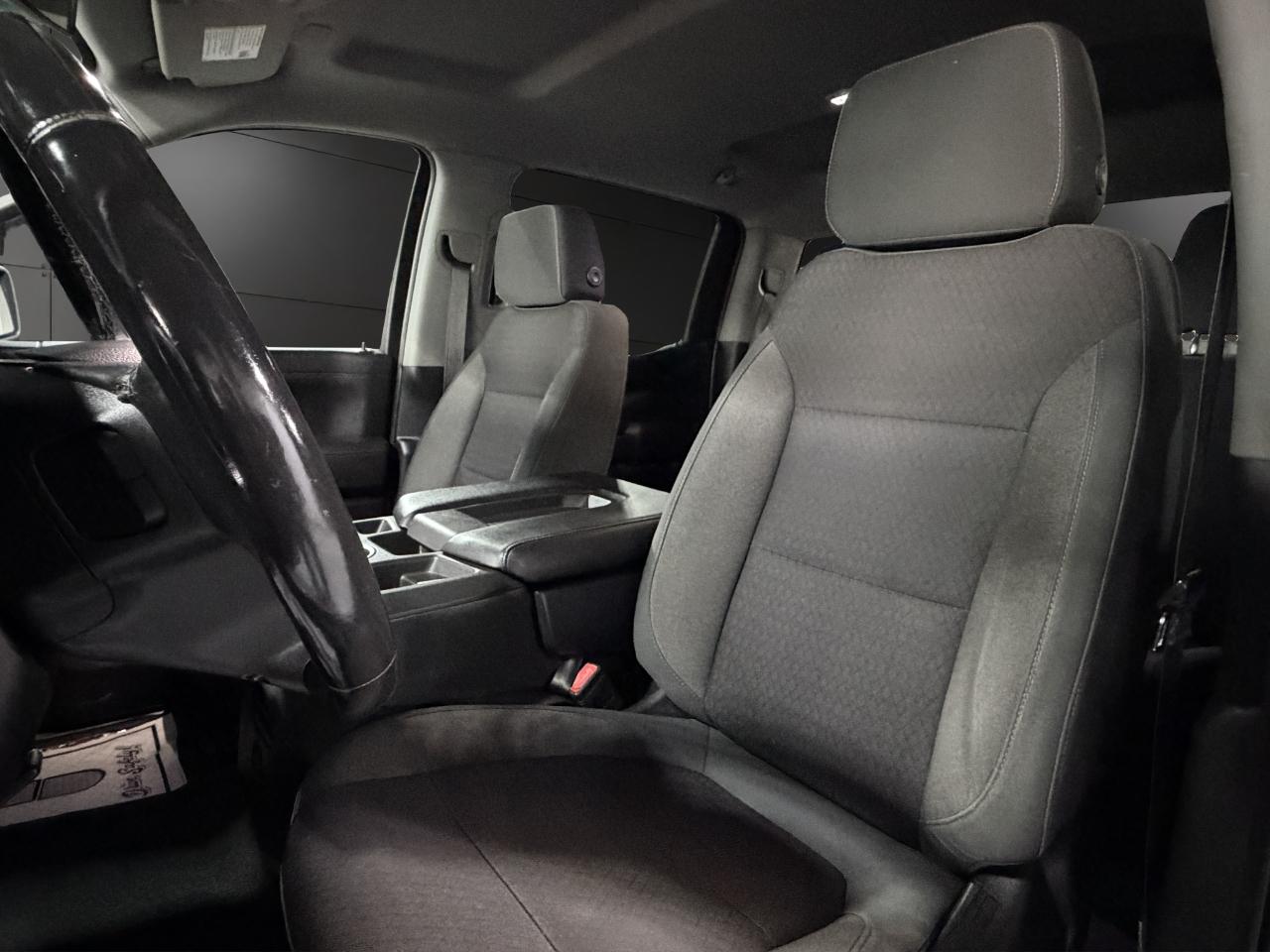 Chevrolet Silverado 1500 4WD Crew Cab 147" LT 2019