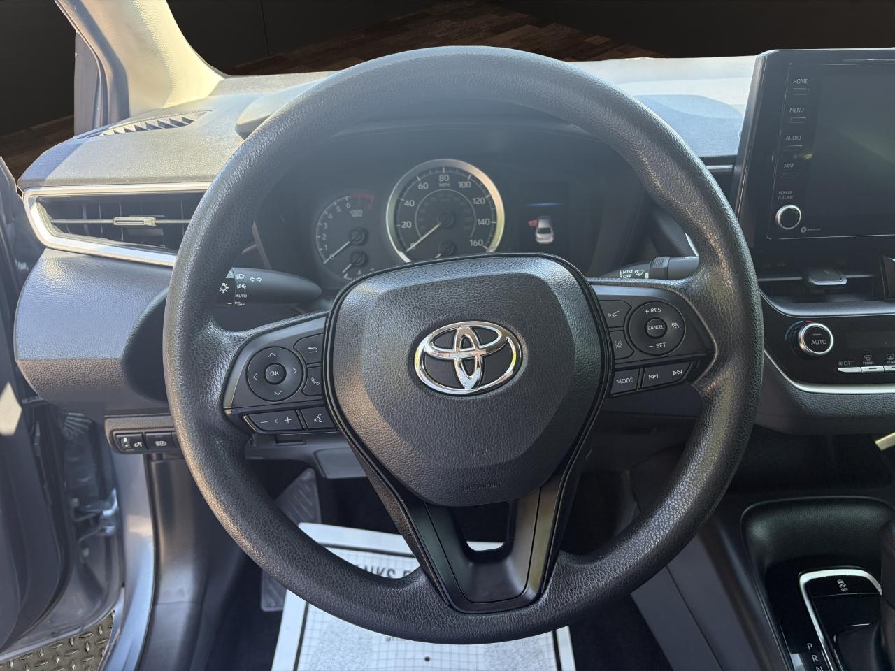 Toyota Corolla LE CVT (Natl) 2022