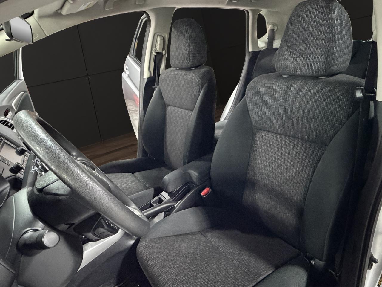 Honda Fit 5dr HB CVT LX 2015
