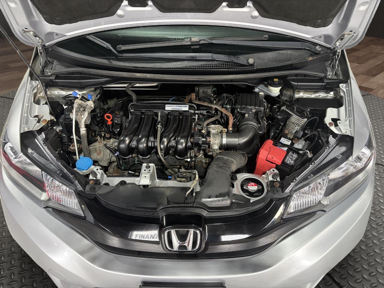 Honda Fit 5dr HB CVT LX 2015
