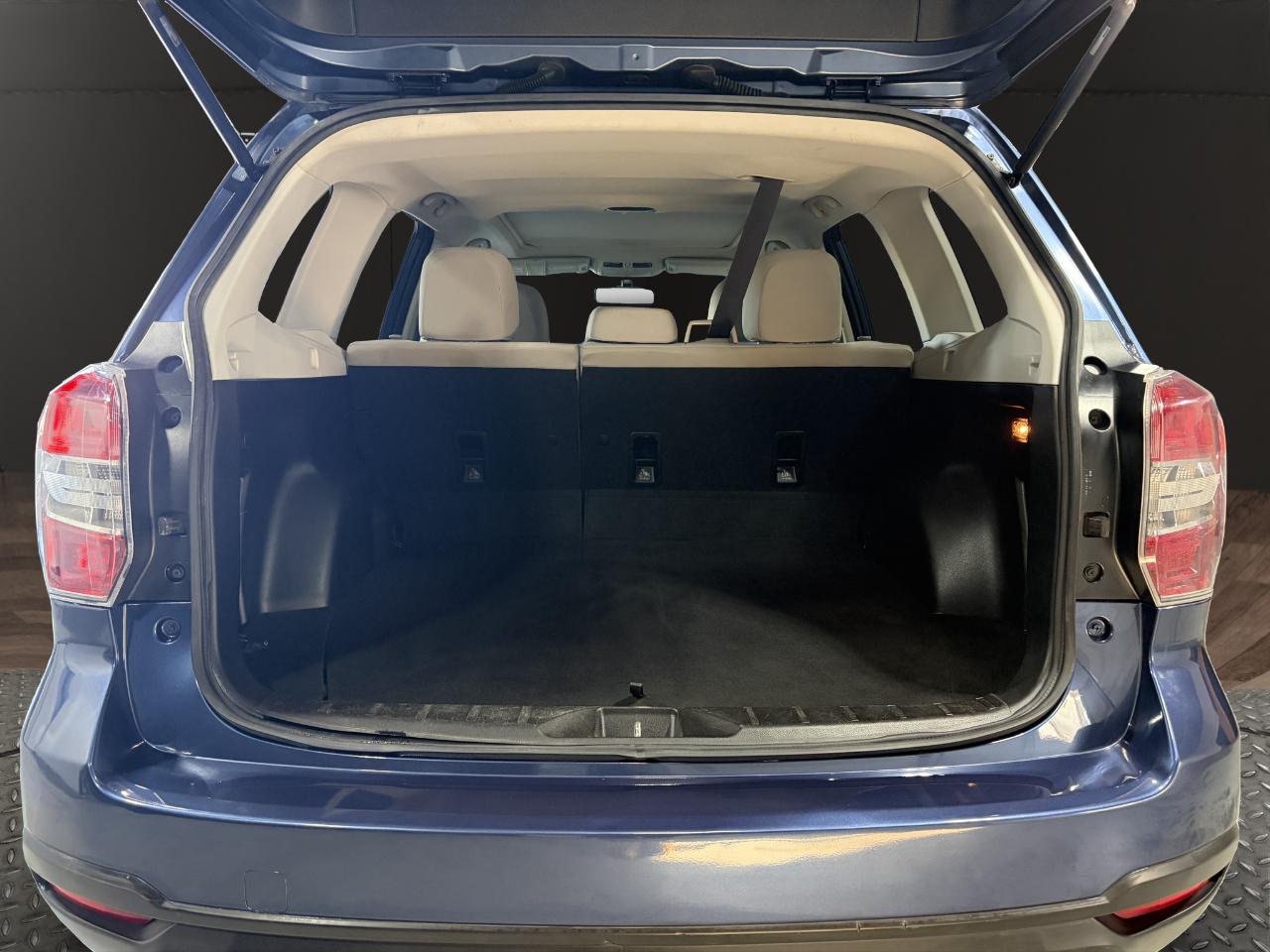Subaru Forester 4dr Auto 2.5i Premium PZEV 2014