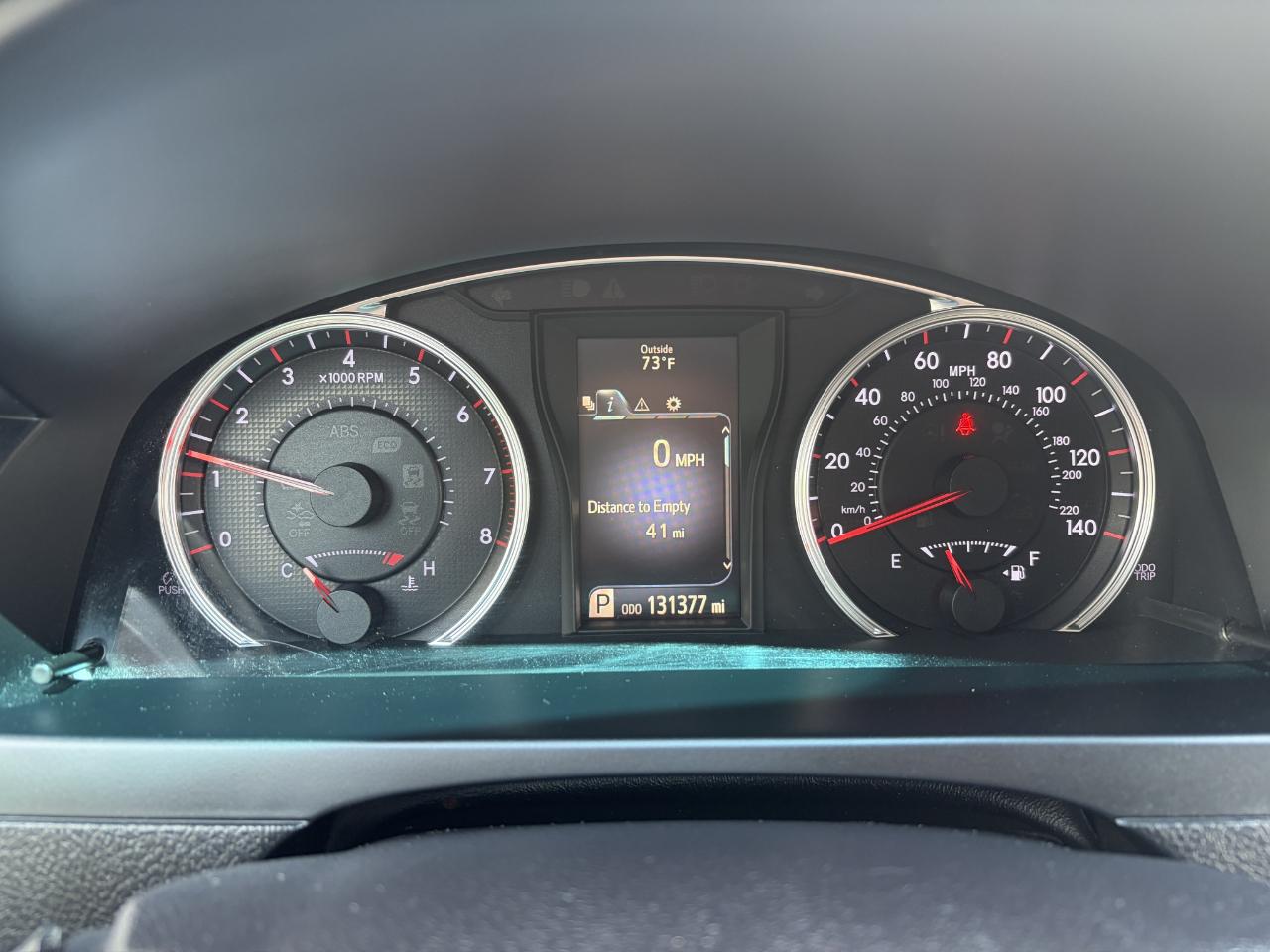 Toyota Camry 4dr Sdn I4 Auto SE (Natl) 2015