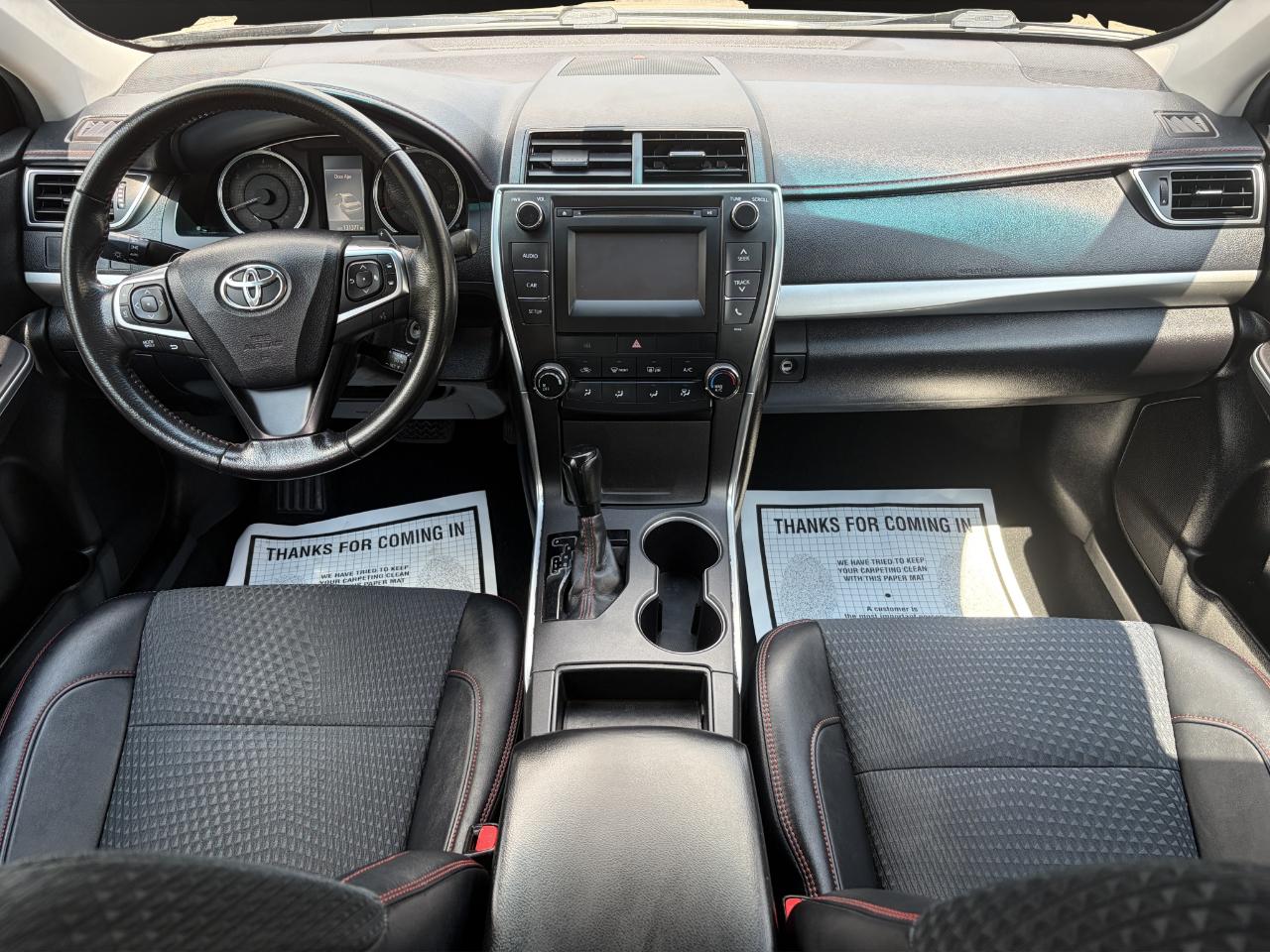 Toyota Camry 4dr Sdn I4 Auto SE (Natl) 2015