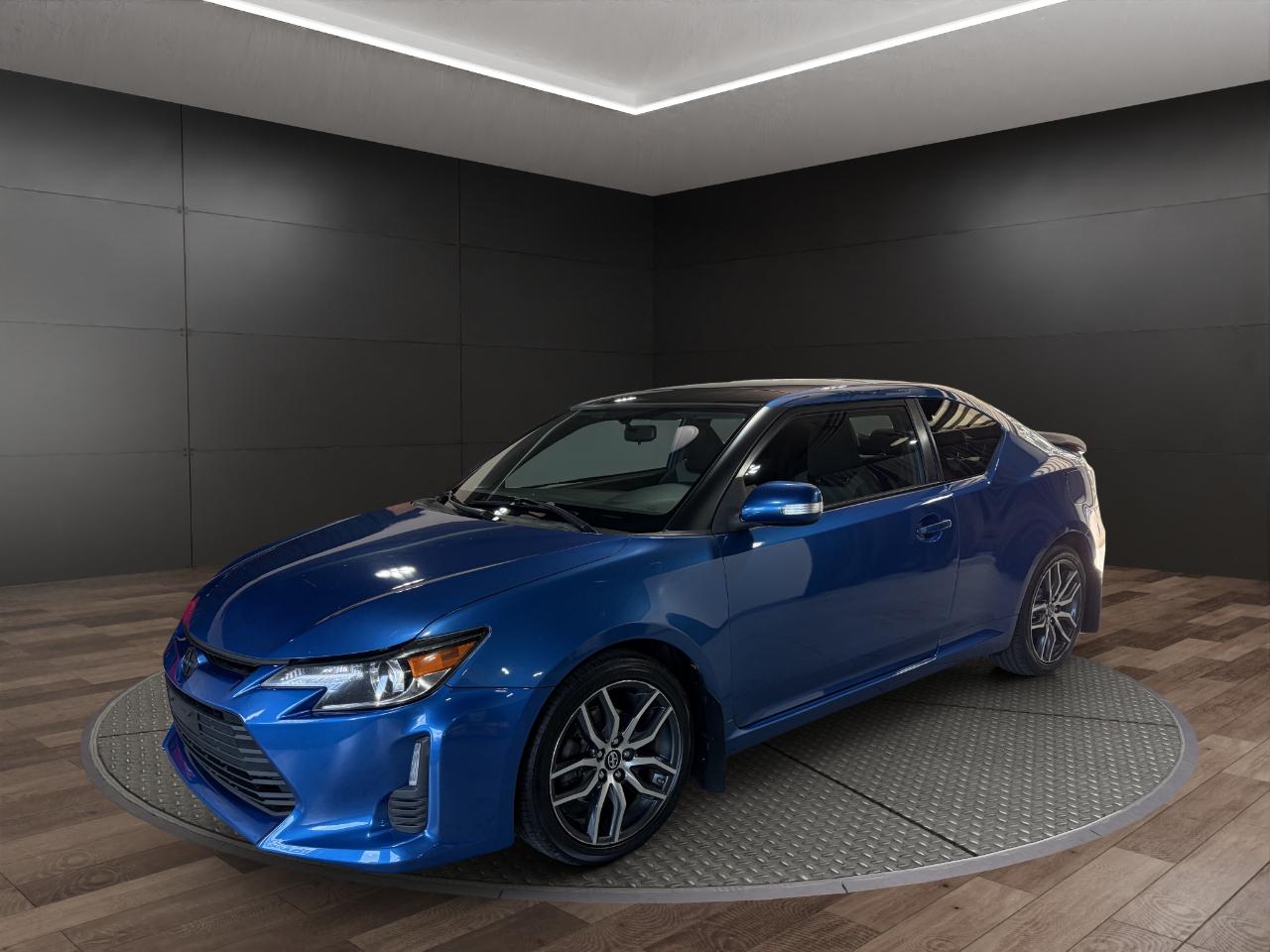 Scion tC 2dr HB Man (Natl) 2015