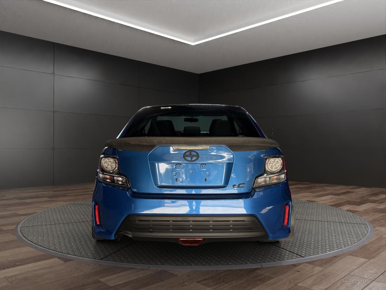 Scion tC 2dr HB Man (Natl) 2015