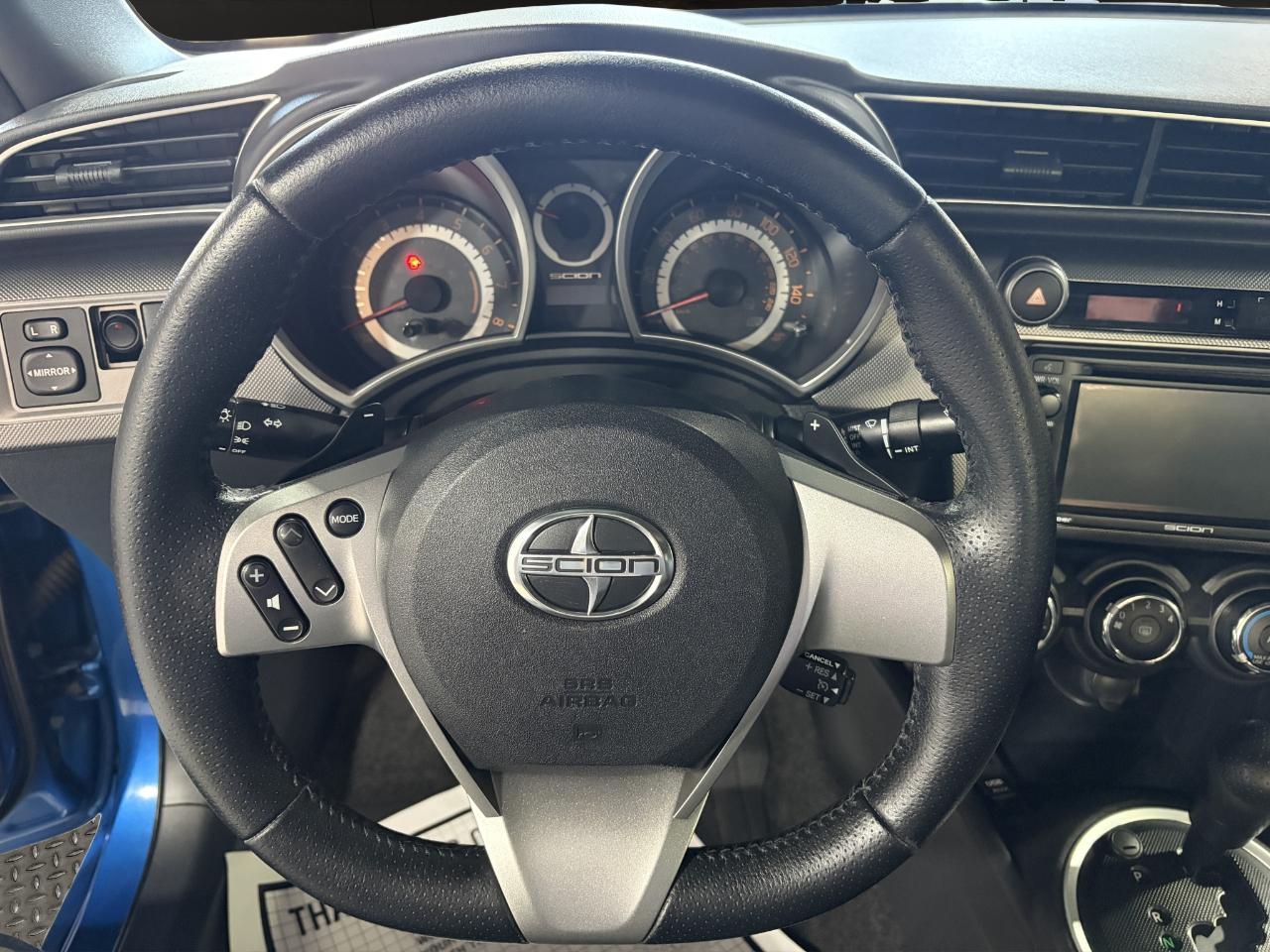 Scion tC 2dr HB Man (Natl) 2015