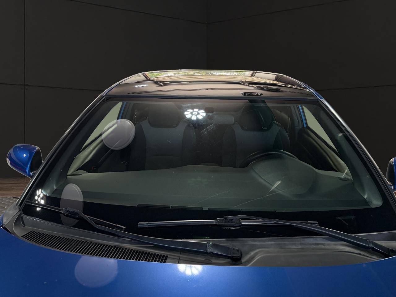 Scion tC 2dr HB Man (Natl) 2015