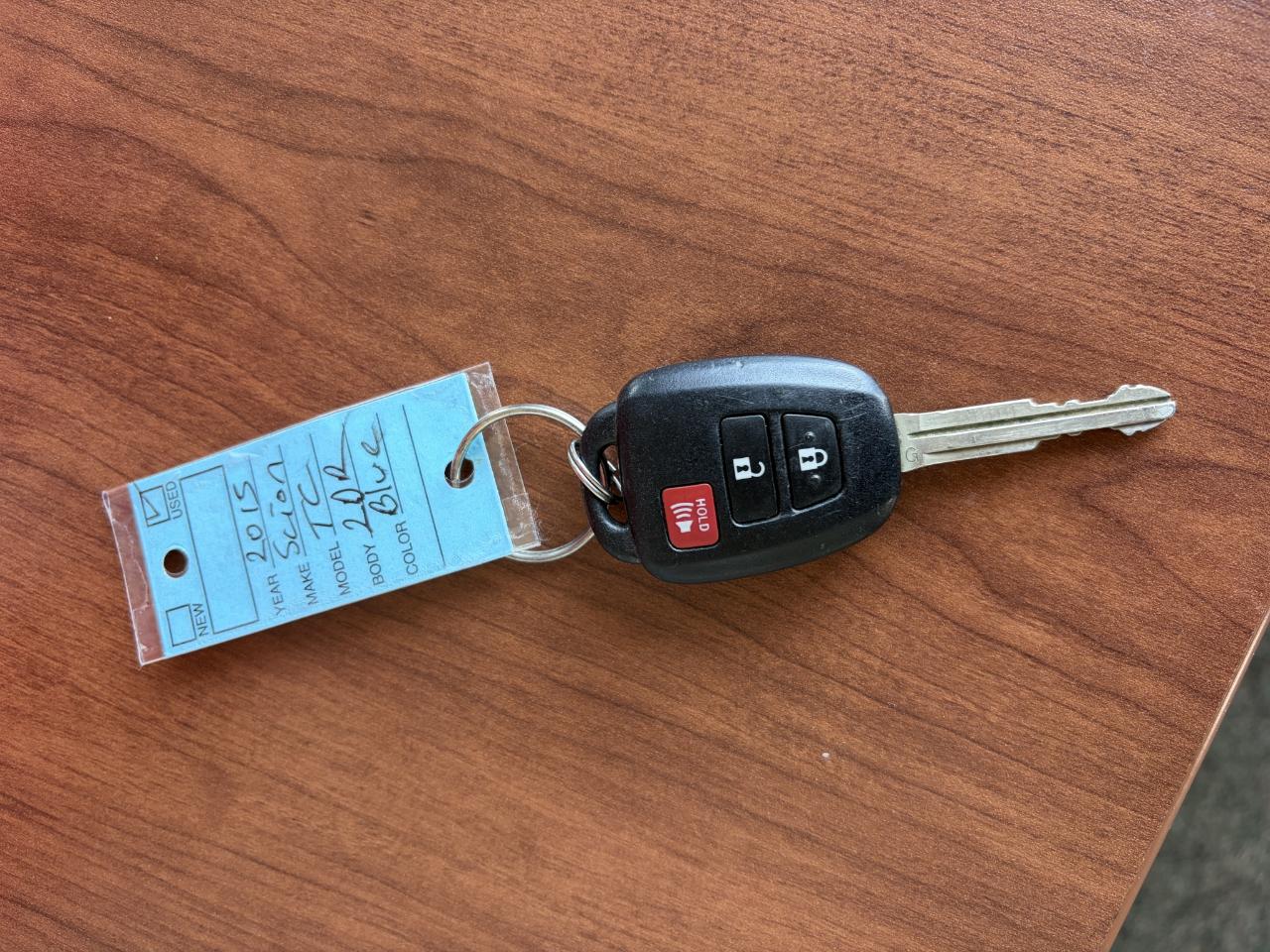 Scion tC 2dr HB Man (Natl) 2015