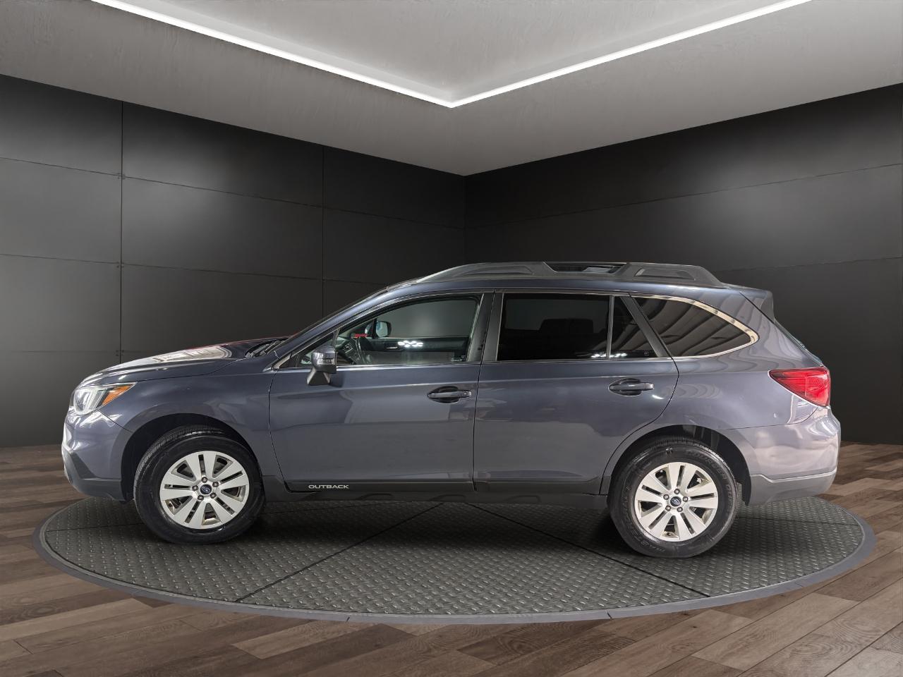 Subaru Outback 4dr Wgn 2.5i Premium PZEV 2016