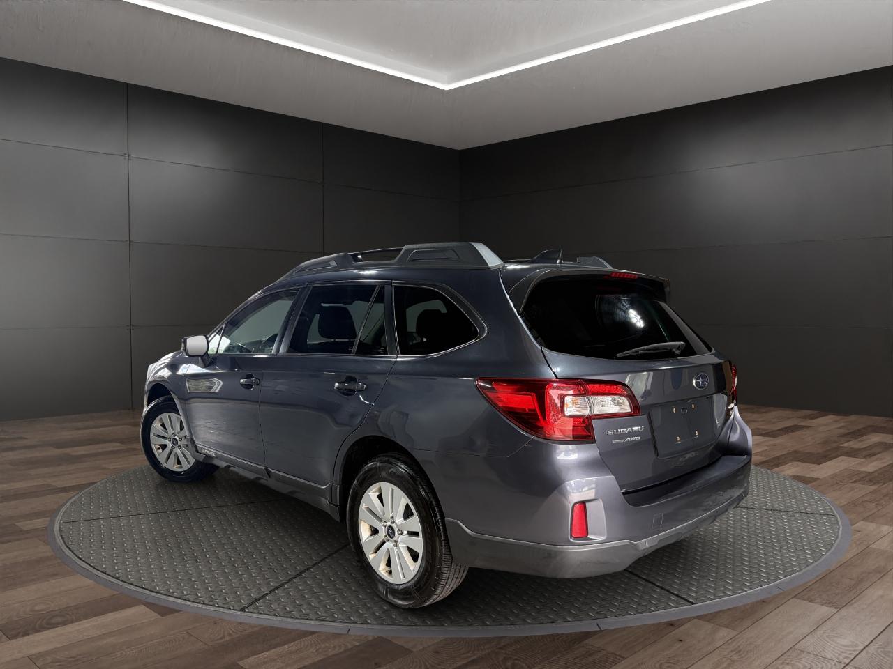 Subaru Outback 4dr Wgn 2.5i Premium PZEV 2016