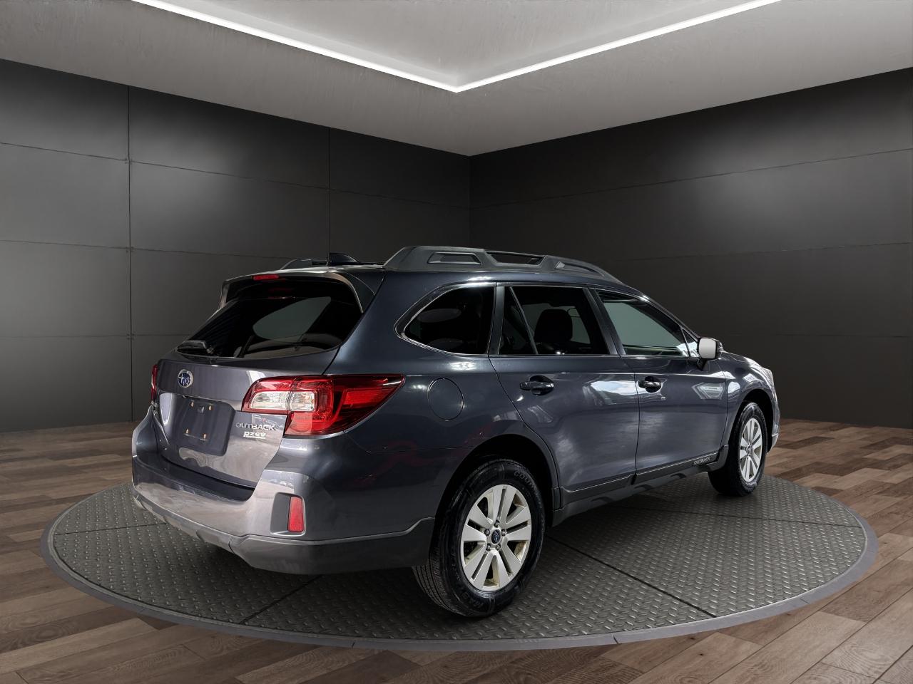 Subaru Outback 4dr Wgn 2.5i Premium PZEV 2016