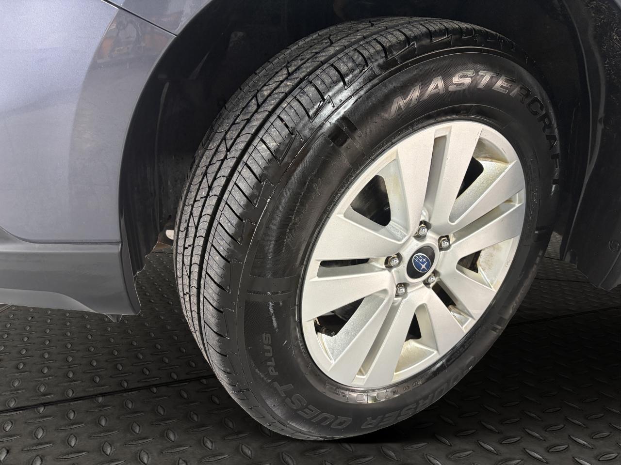 Subaru Outback 4dr Wgn 2.5i Premium PZEV 2016