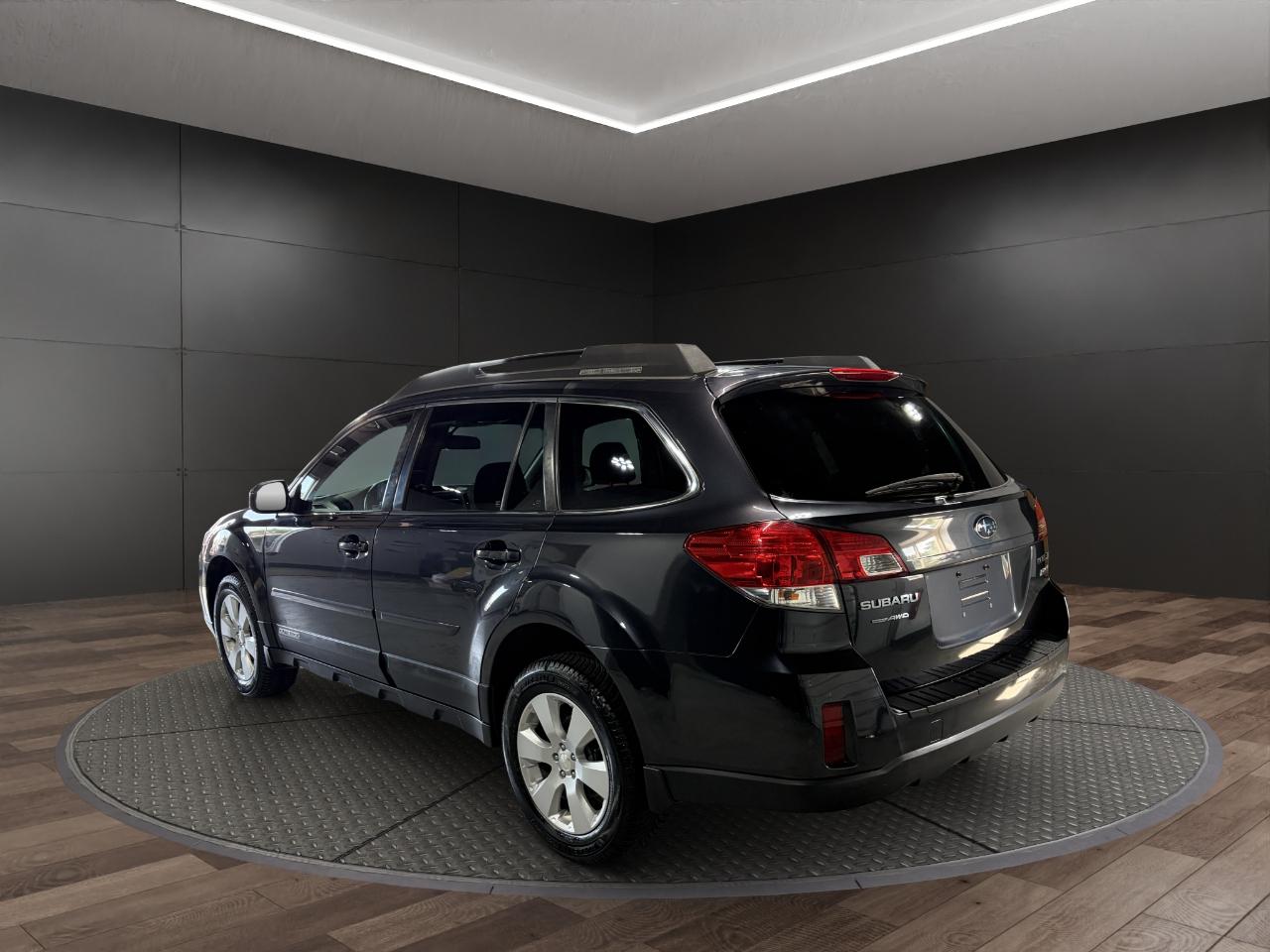 Subaru Outback 4dr Wgn H4 Auto 2.5i Premium 2012