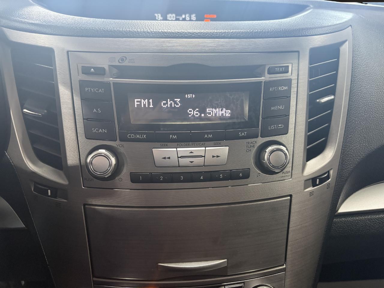 Subaru Outback 4dr Wgn H4 Auto 2.5i Premium 2012