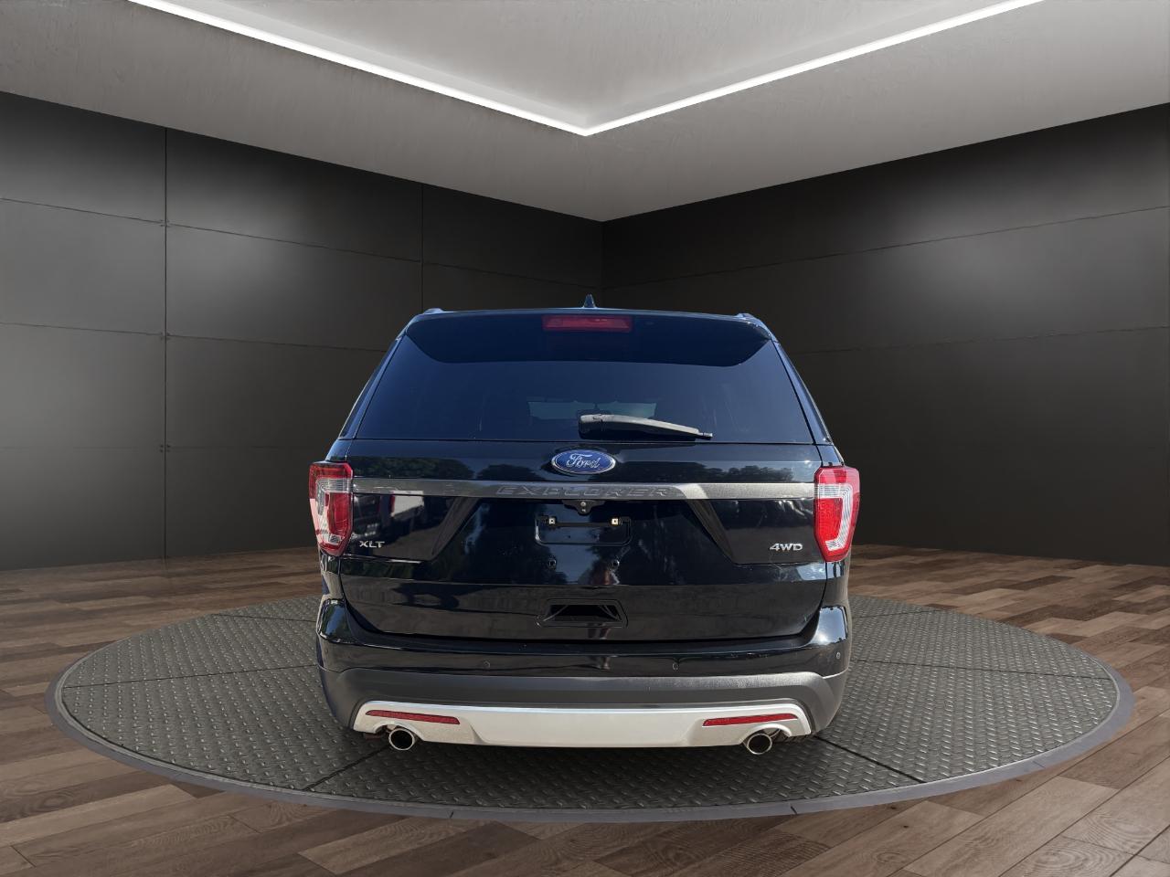 Ford Explorer XLT 4WD 2017
