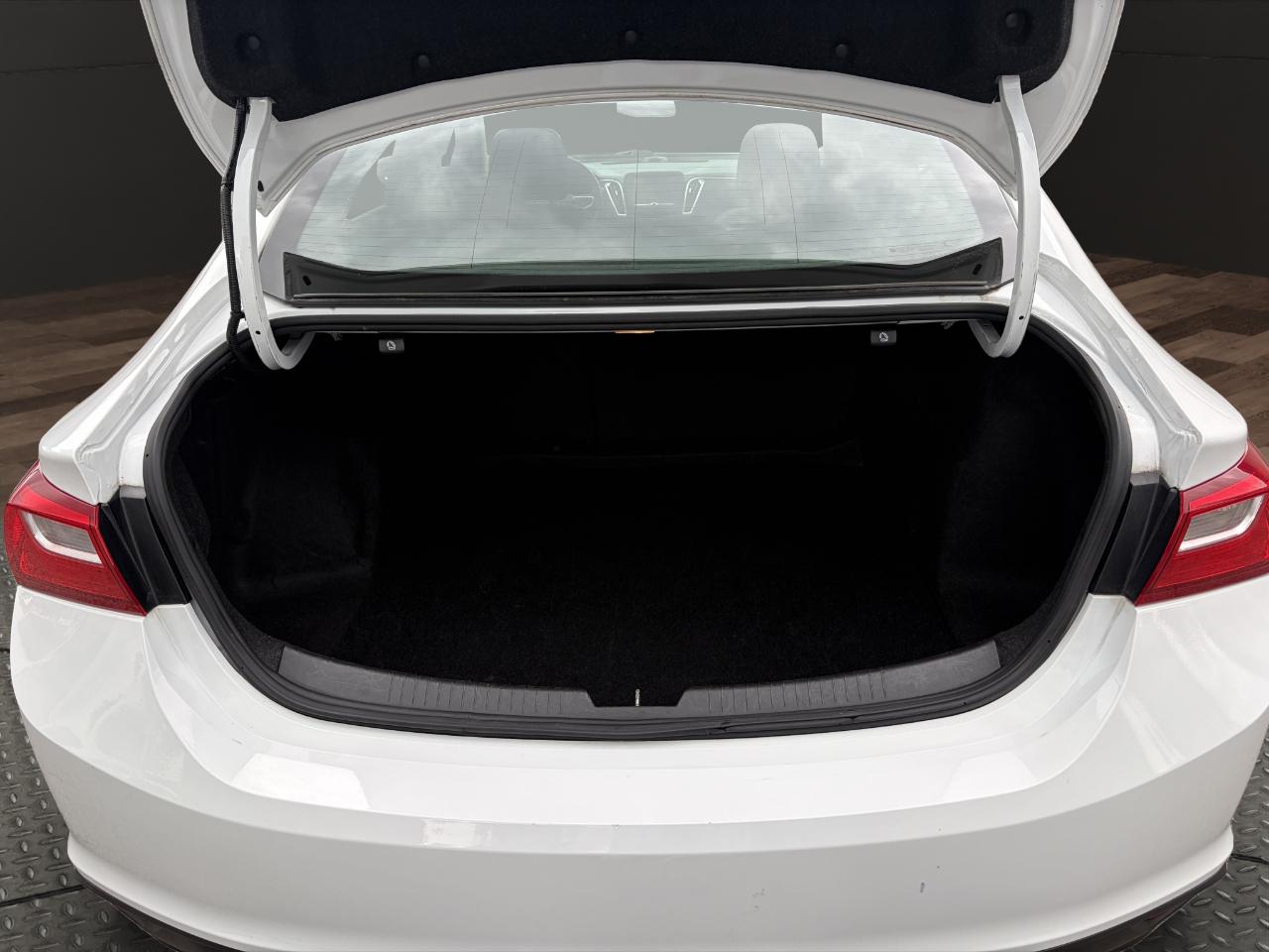 Chevrolet Malibu 4dr Sdn LT w/1LT 2018