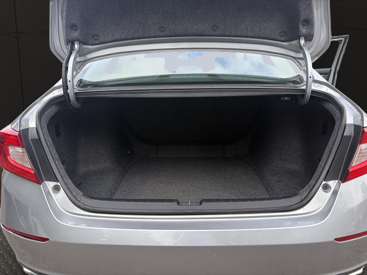 Honda Accord Sedan LX 1.5T CVT 2020