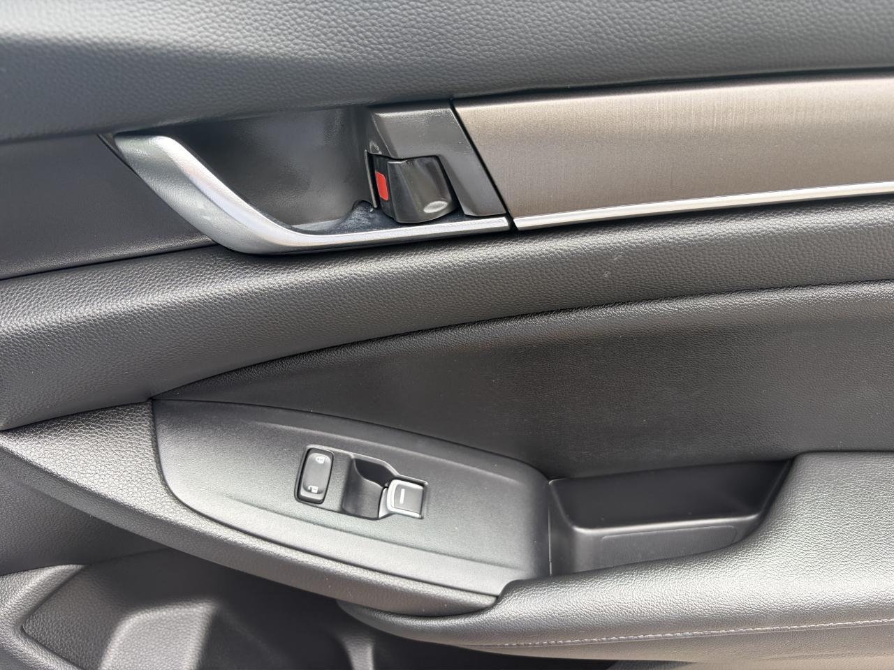 Honda Accord Sedan LX 1.5T CVT 2020