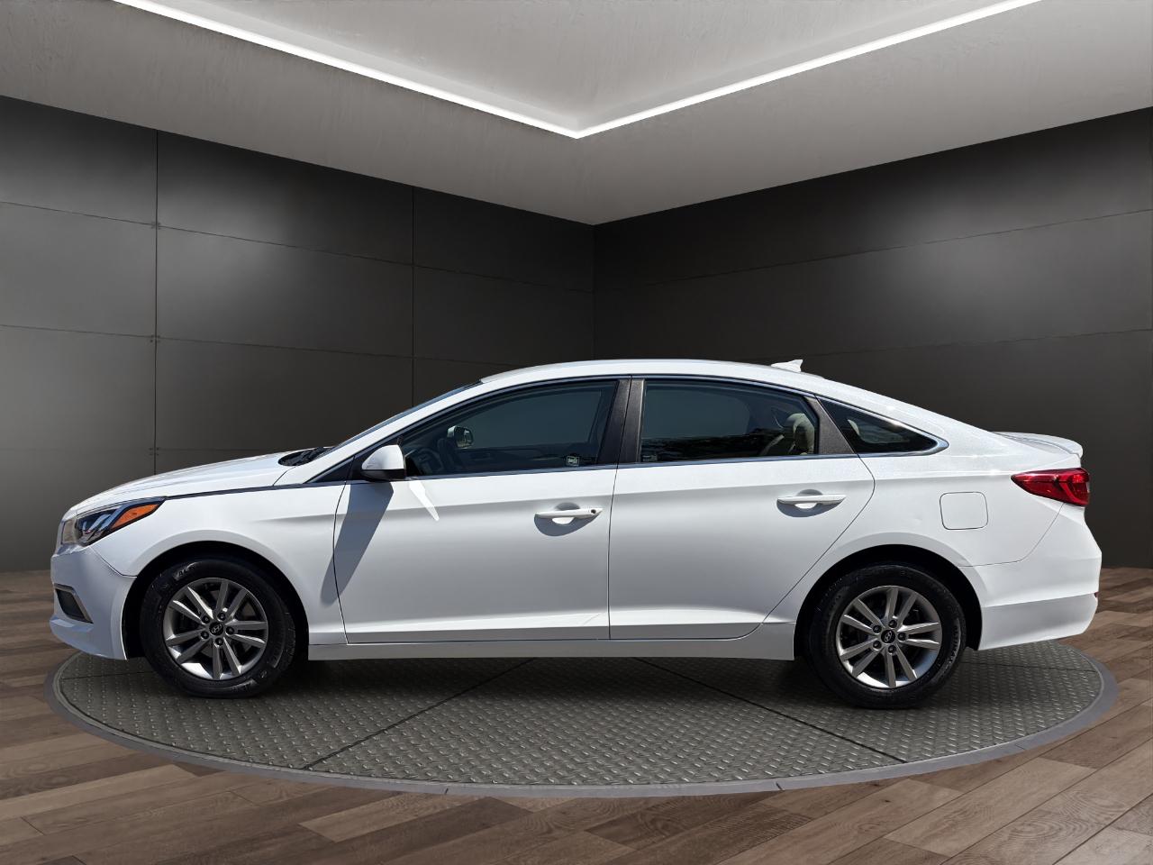 Hyundai Sonata SE 2.4L PZEV 2017
