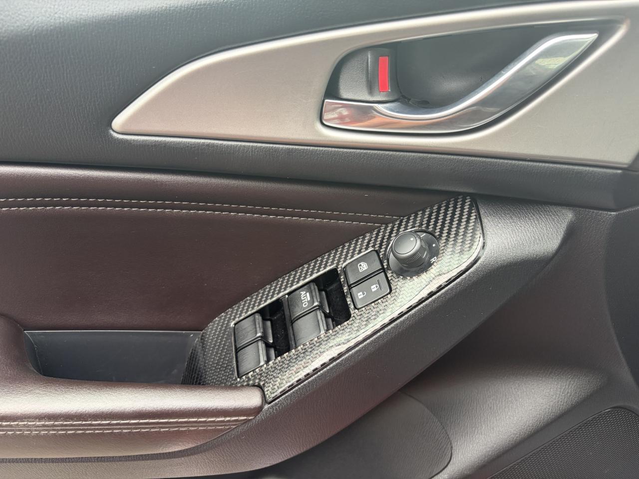 Mazda Mazda3 5-Door Touring Auto 2018