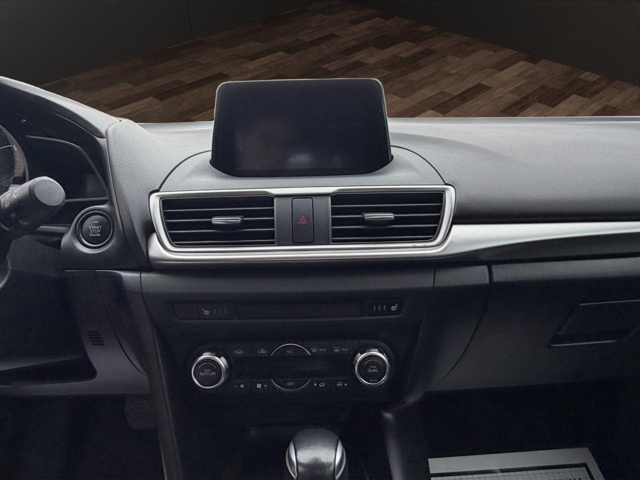Mazda Mazda3 5-Door Touring Auto 2018