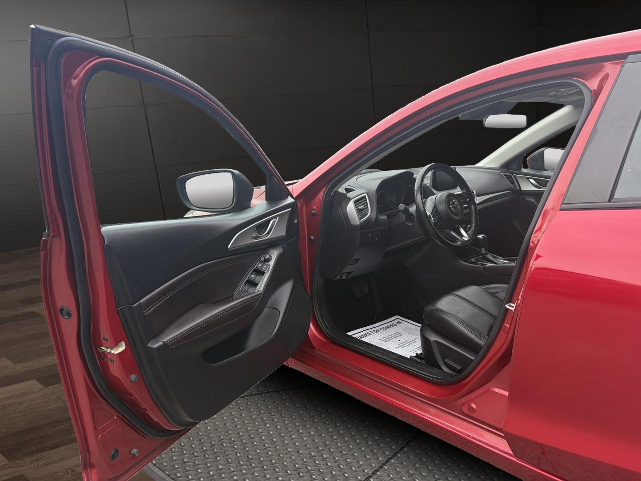 Mazda Mazda3 5-Door Touring Auto 2018