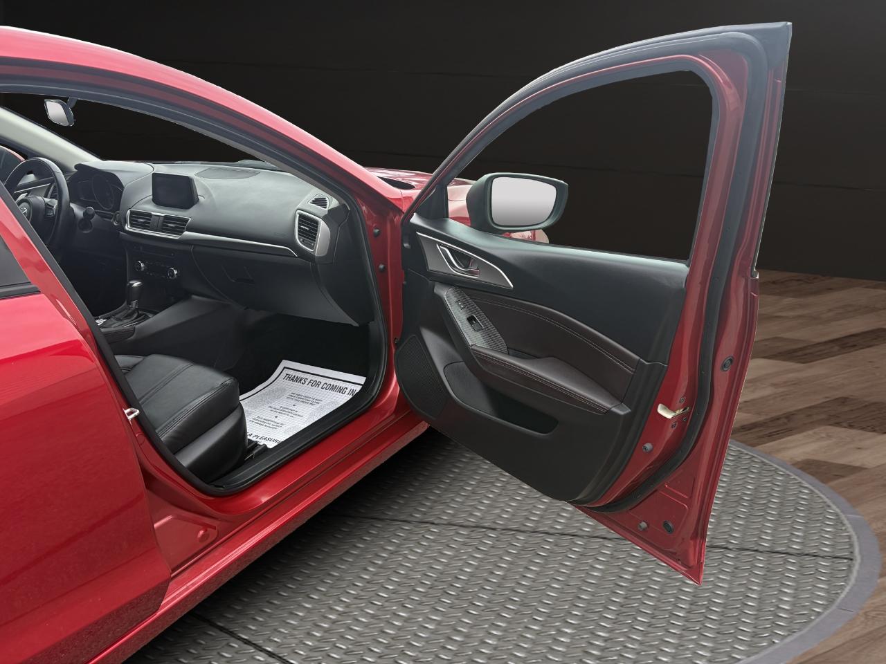 Mazda Mazda3 5-Door Touring Auto 2018