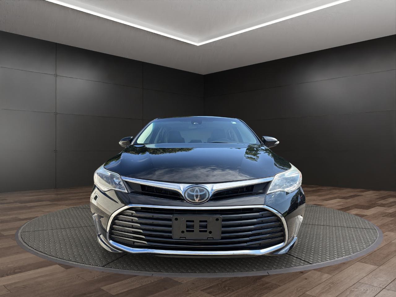 Toyota Avalon XLE Premium (Natl) 2017