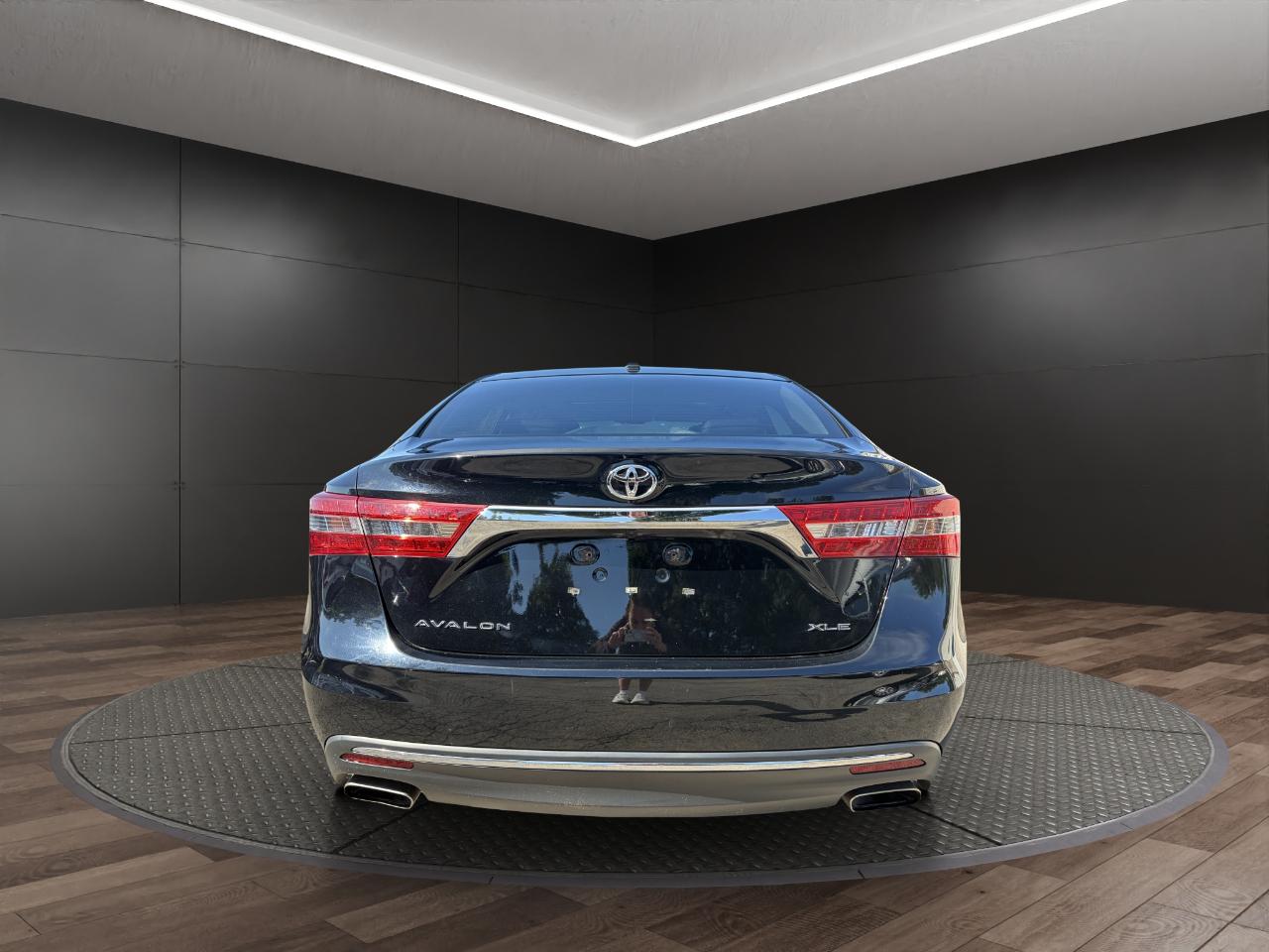 Toyota Avalon XLE Premium (Natl) 2017