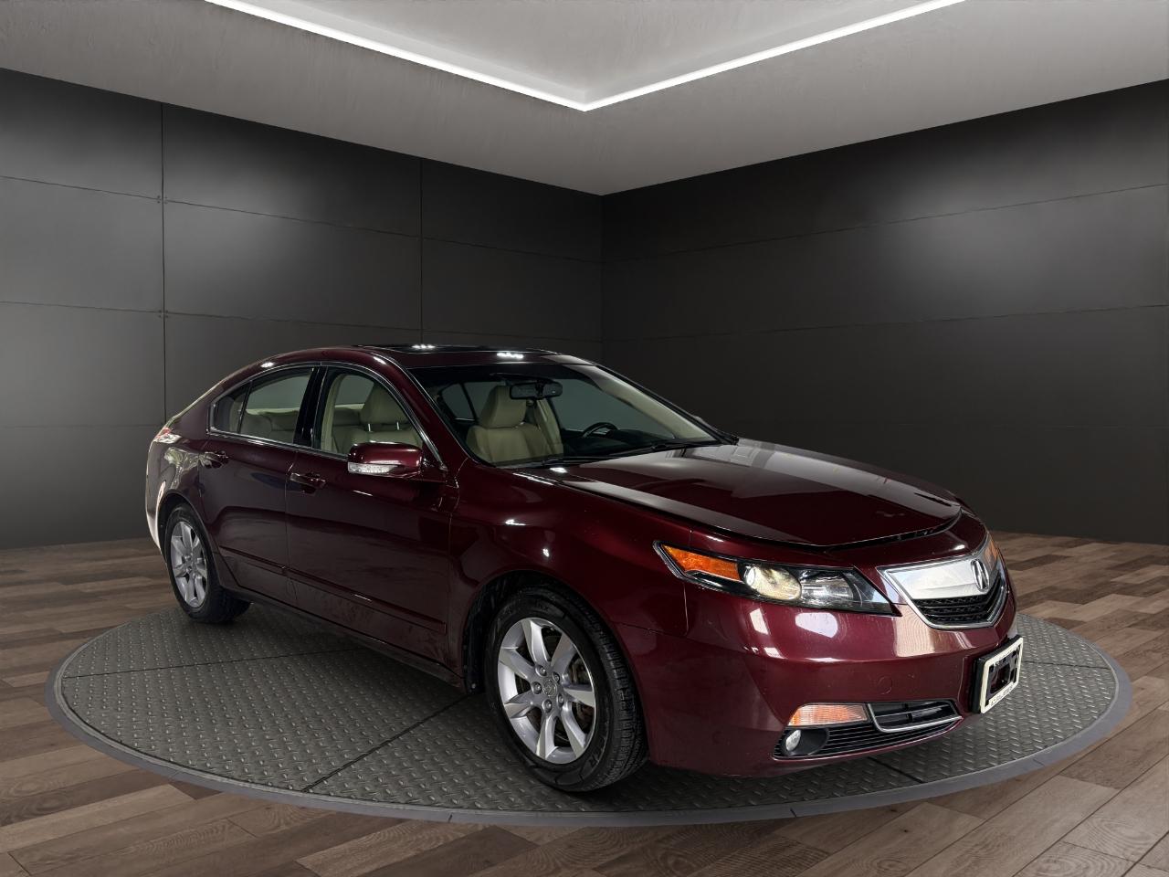 Acura TL 4dr Sdn Auto 2WD 2012
