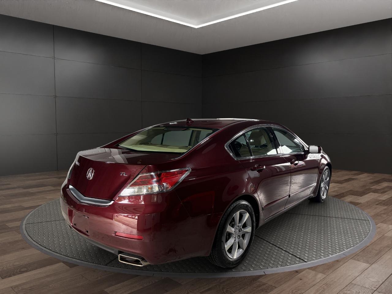 Acura TL 4dr Sdn Auto 2WD 2012