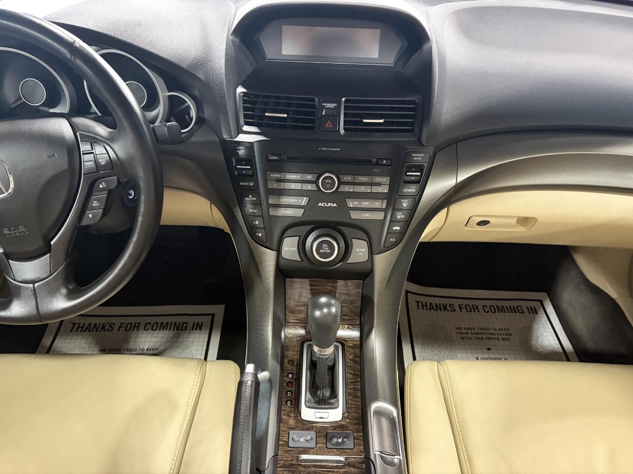 Acura TL 4dr Sdn Auto 2WD 2012