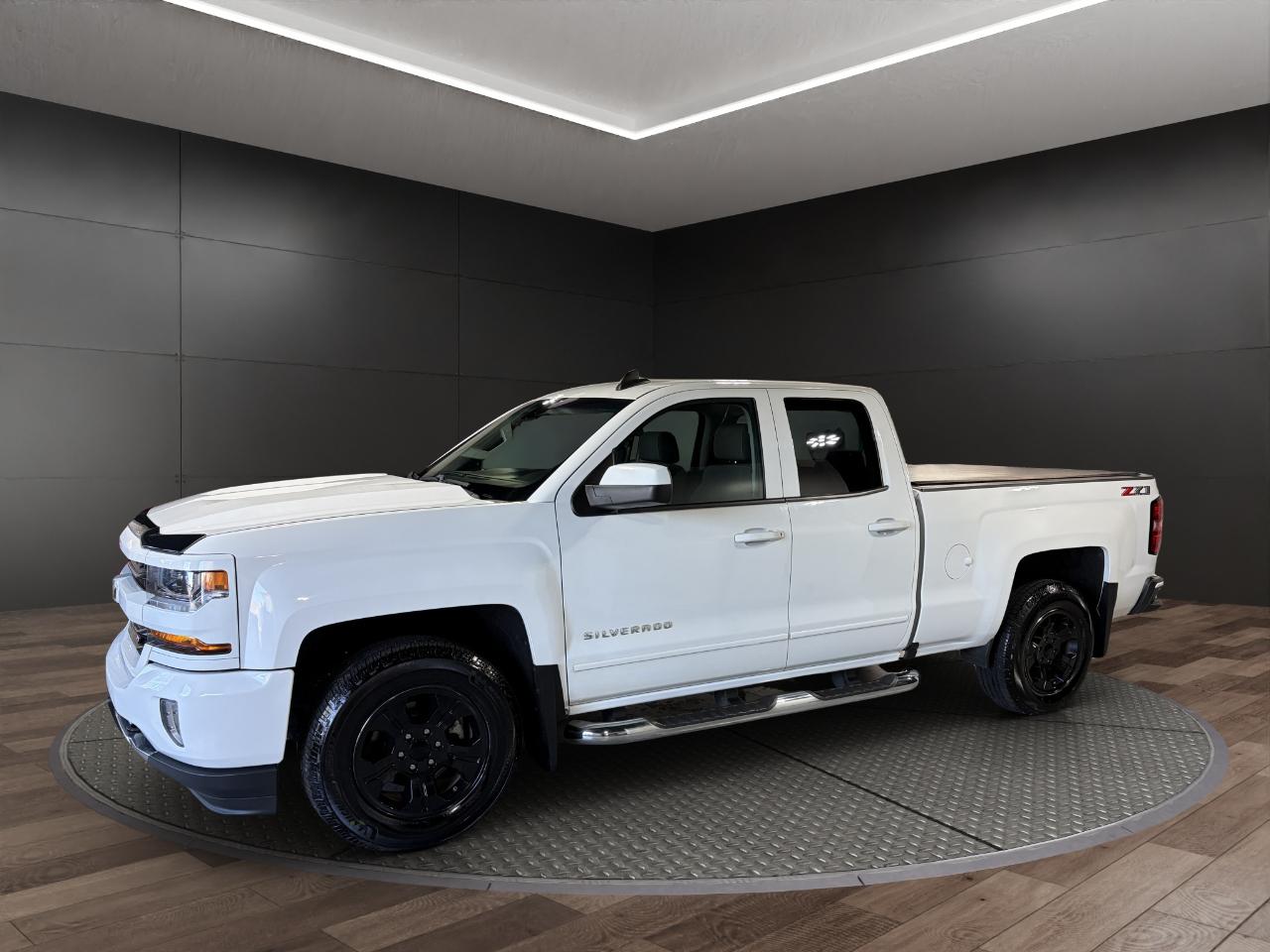 Chevrolet Silverado 1500 4WD Double Cab 143.5" LT w/2LT 2018