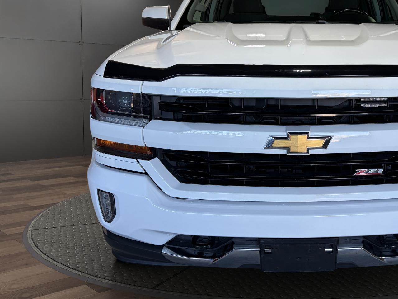 Chevrolet Silverado 1500 4WD Double Cab 143.5" LT w/2LT 2018
