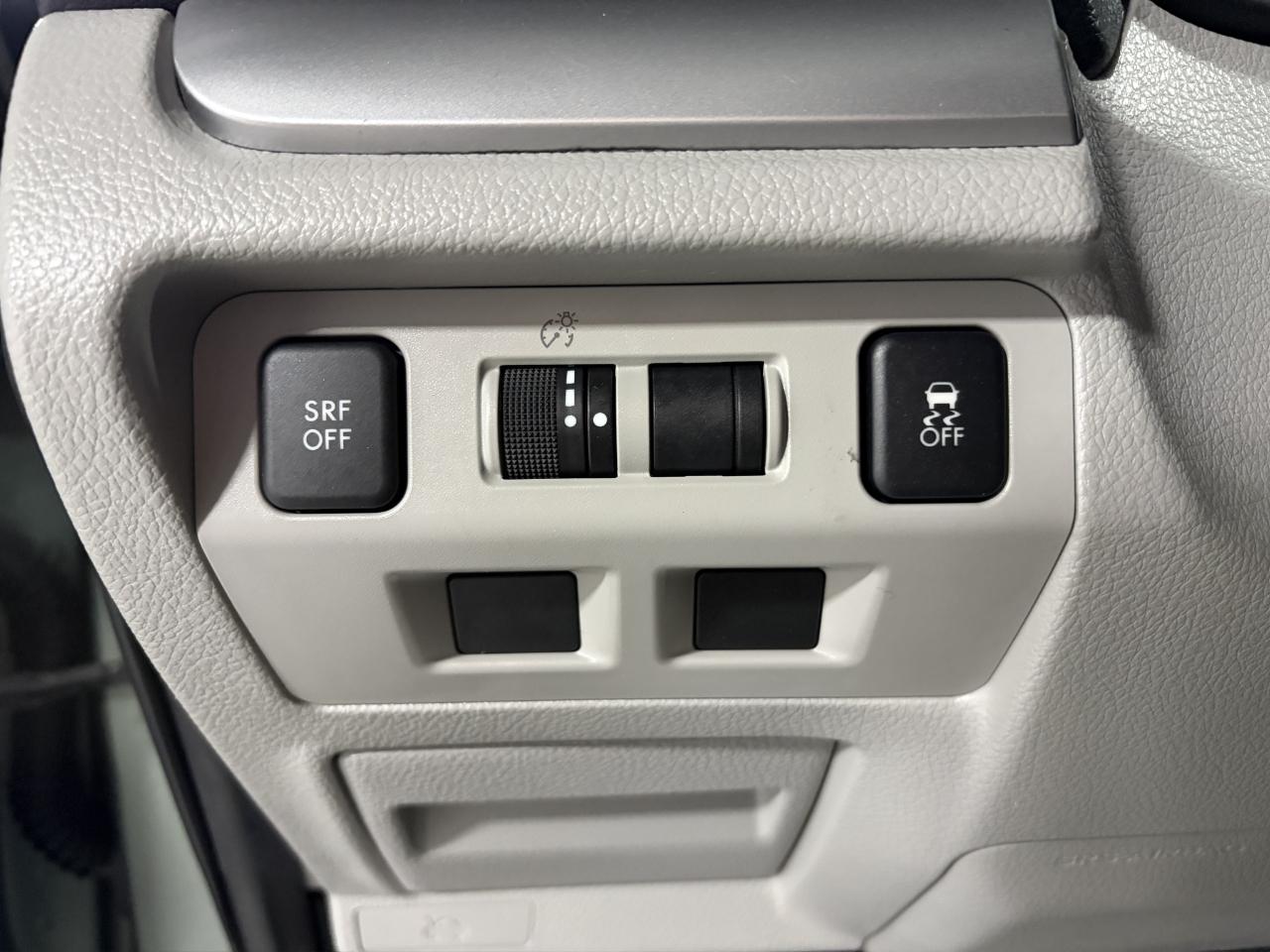 Subaru Forester 4dr CVT 2.5i Premium PZEV 2016