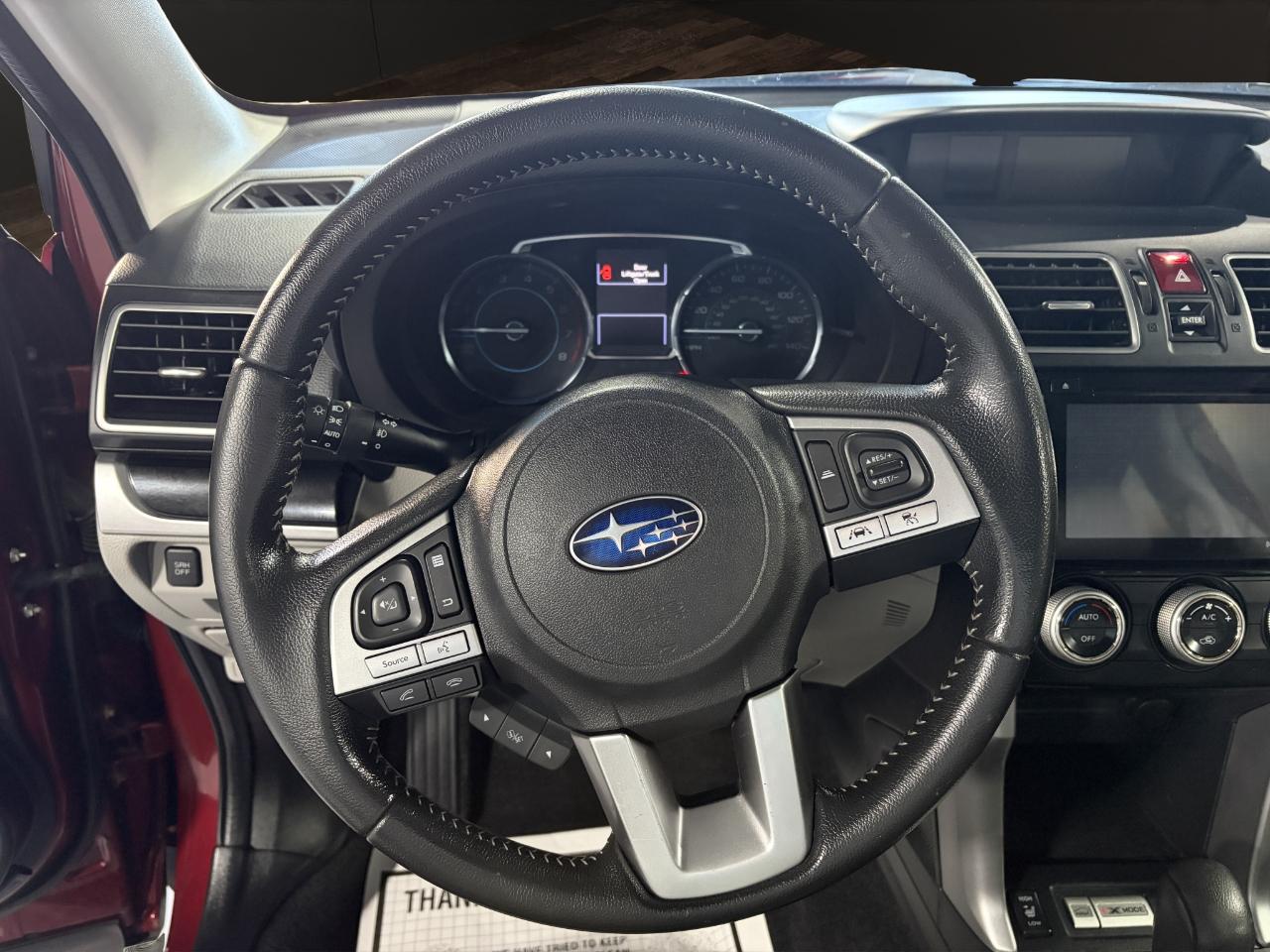 Subaru Forester 2.5i Limited CVT 2017