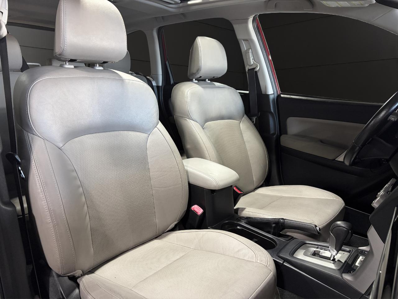 Subaru Forester 2.5i Limited CVT 2017