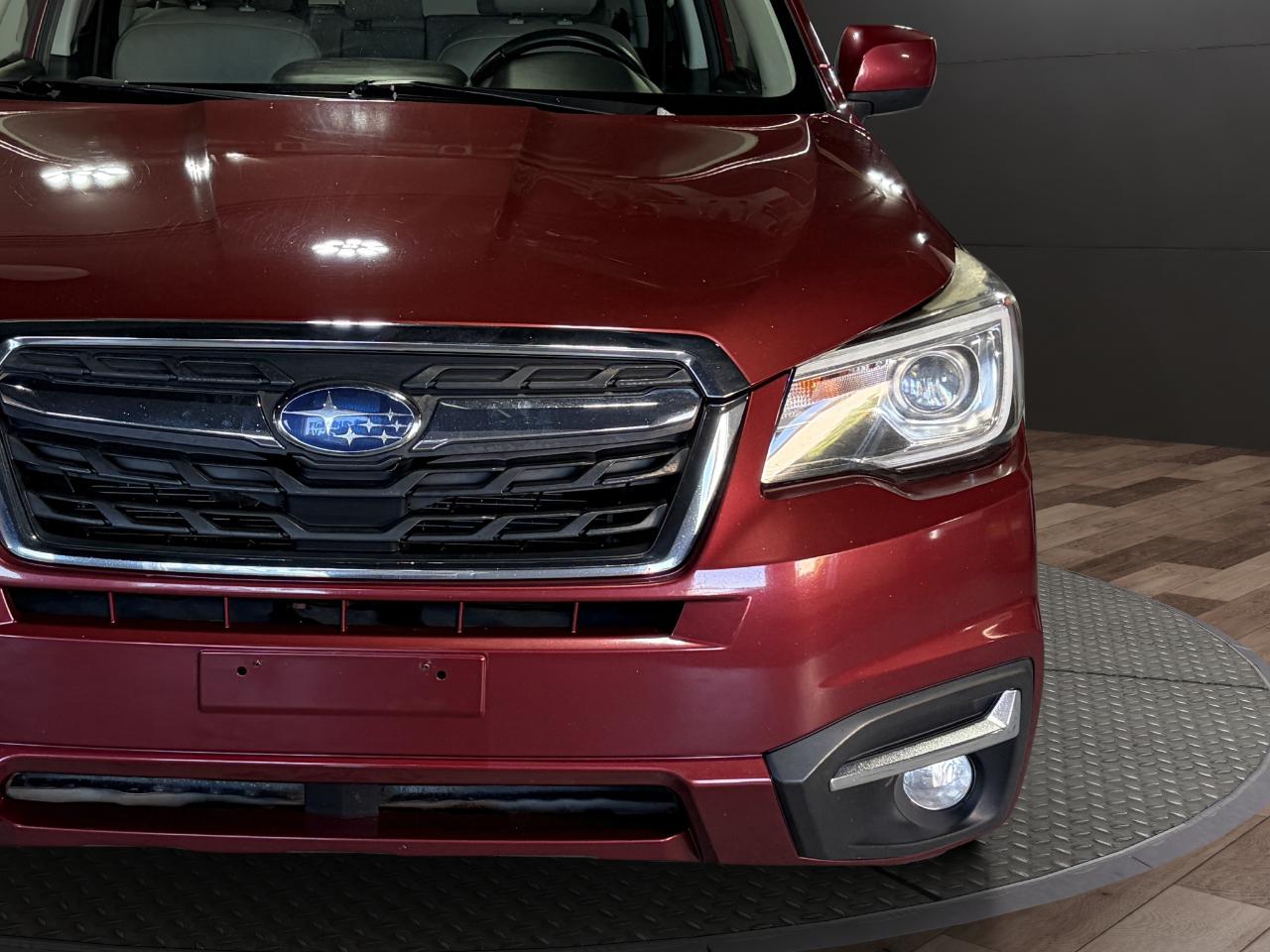 Subaru Forester 2.5i Limited CVT 2017