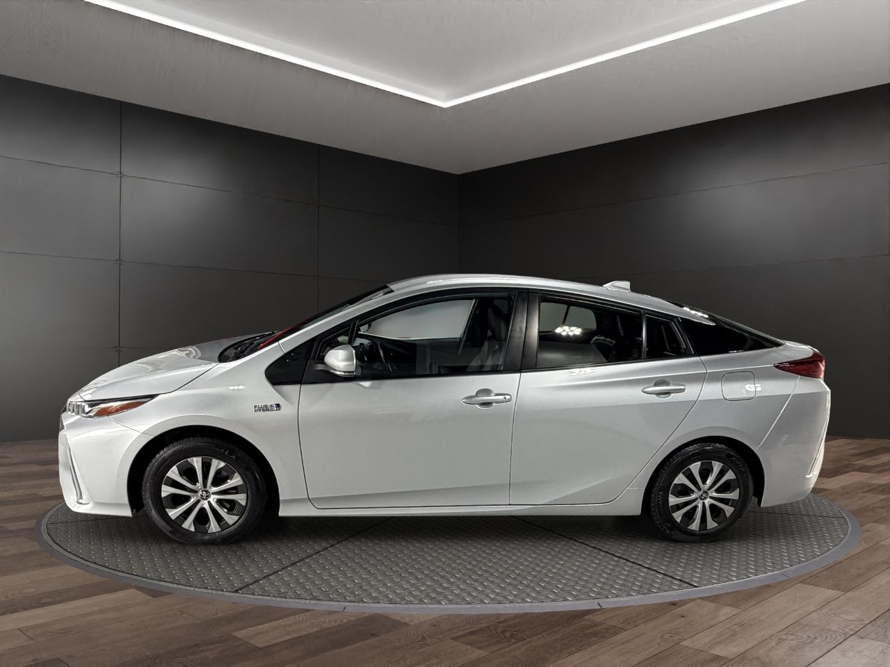 Toyota Prius Prime Limited (Natl) 2022