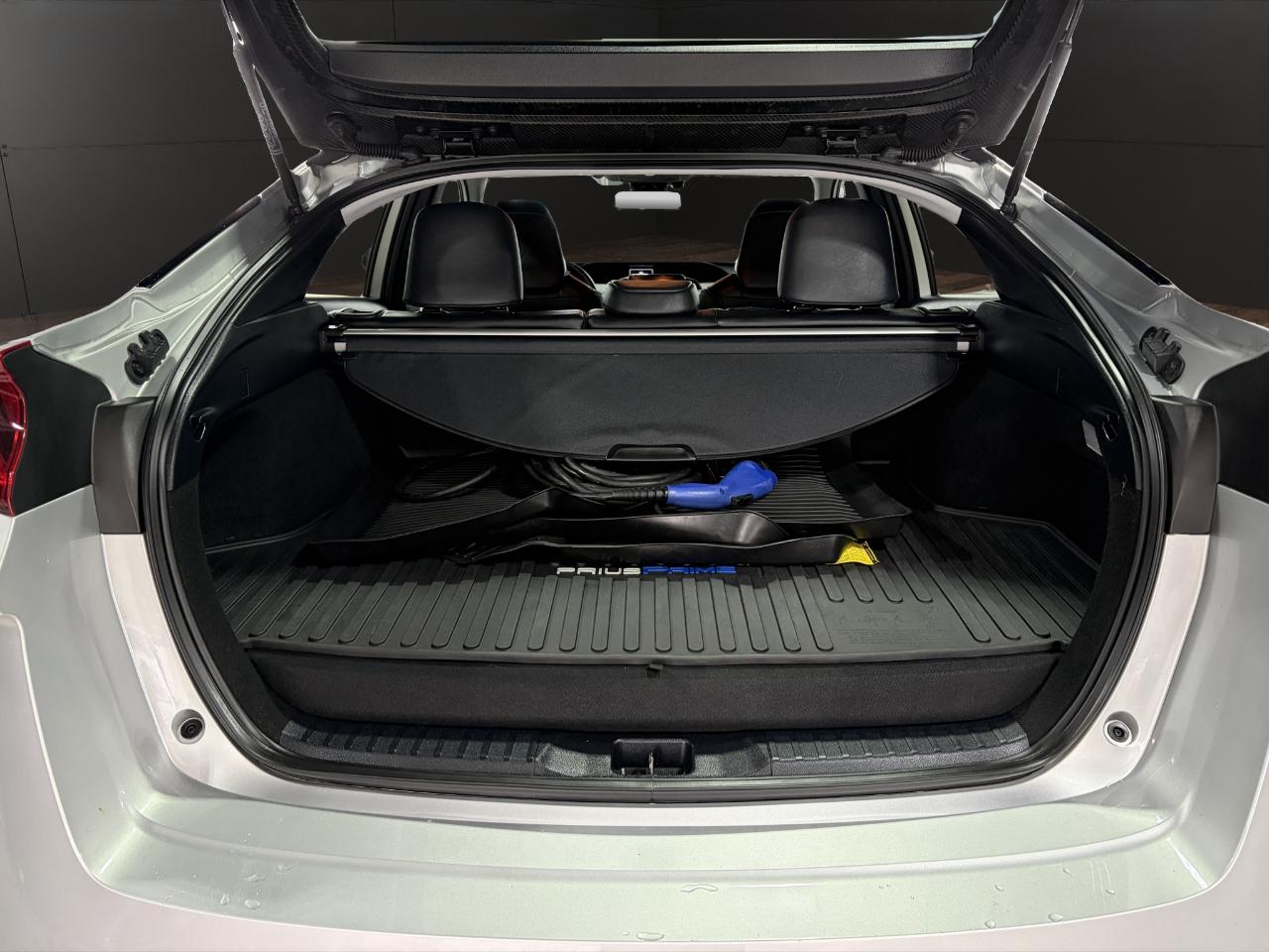 Toyota Prius Prime Limited (Natl) 2022