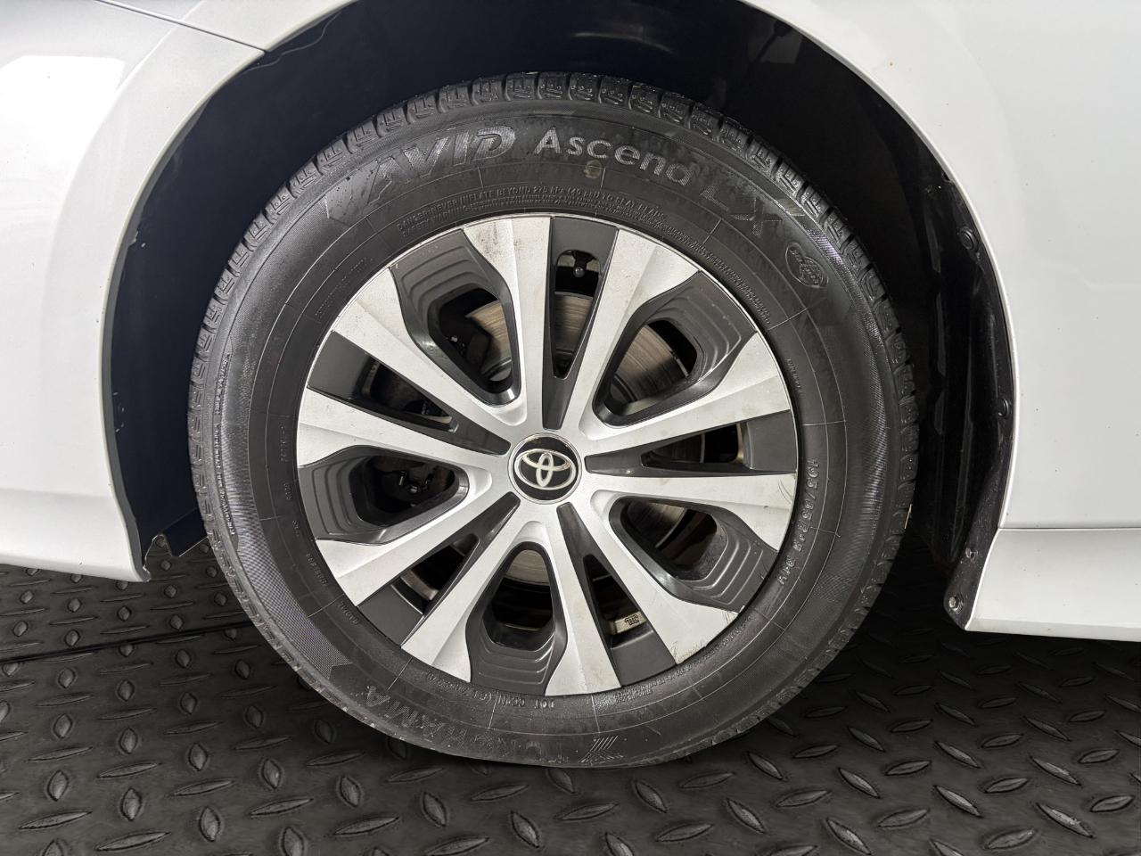 Toyota Prius Prime Limited (Natl) 2022